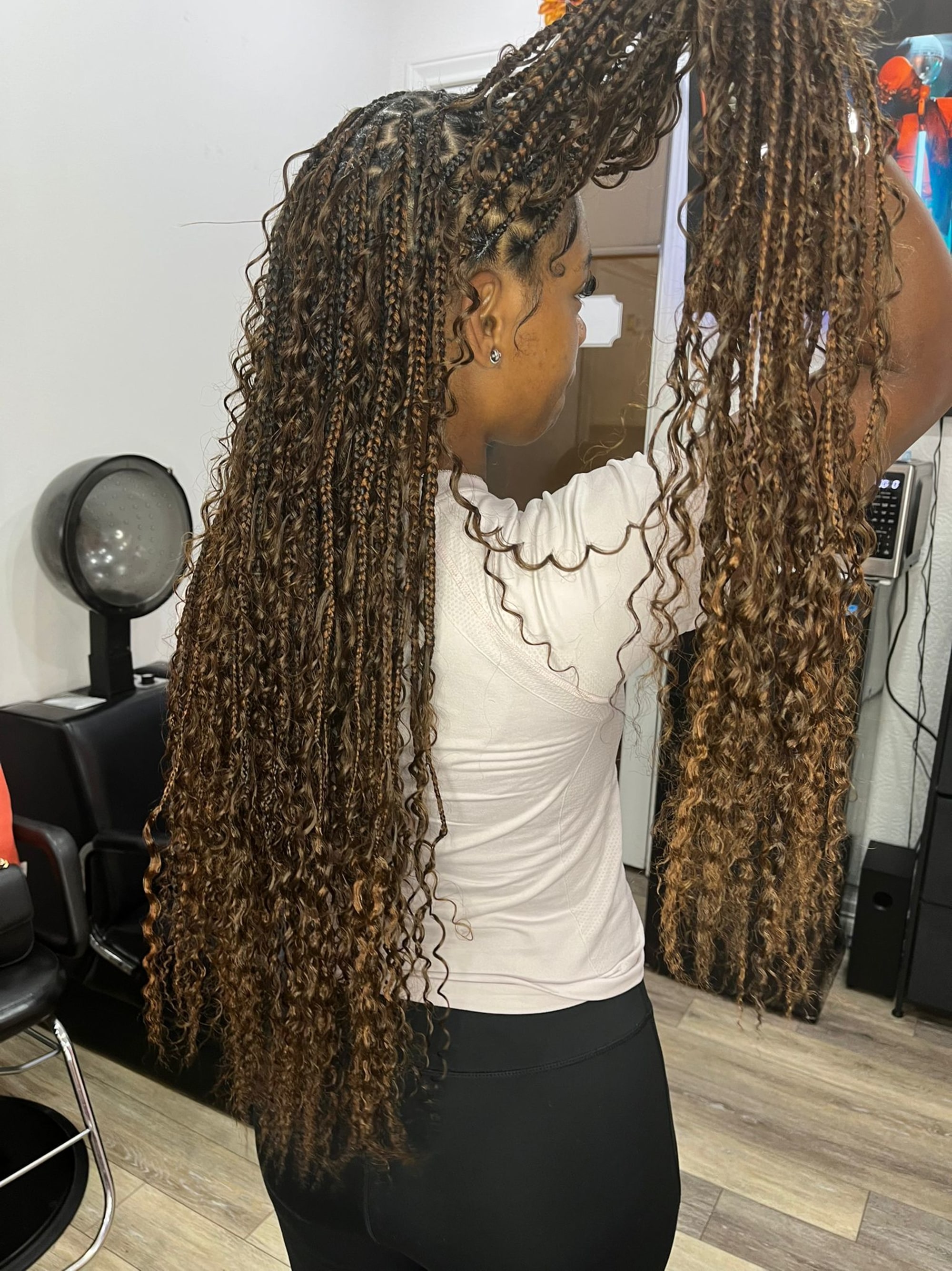 Knotless Braids by Mariama African hair braiding in Houston, TX