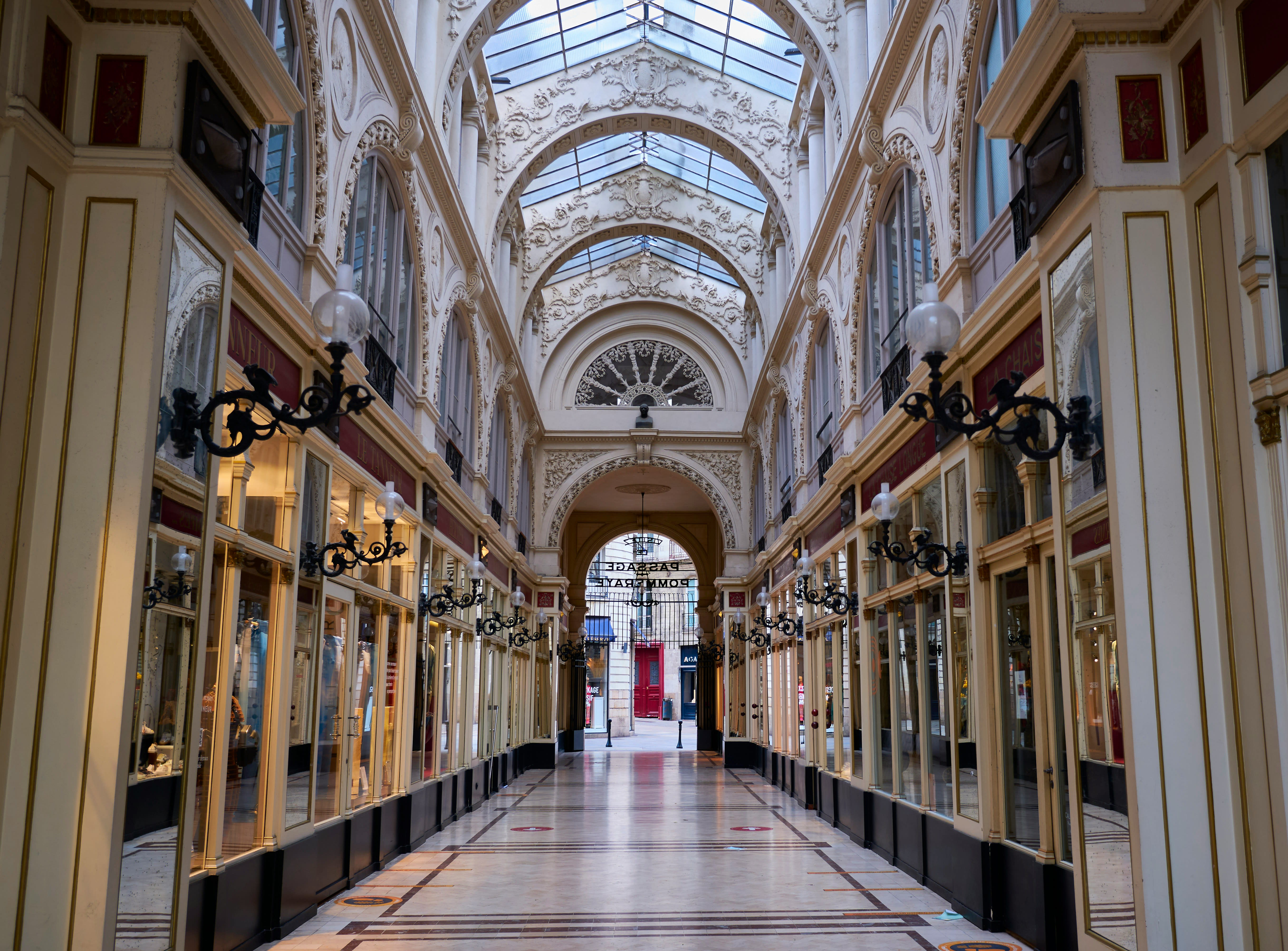 Exclusive Paris Fashion Tour