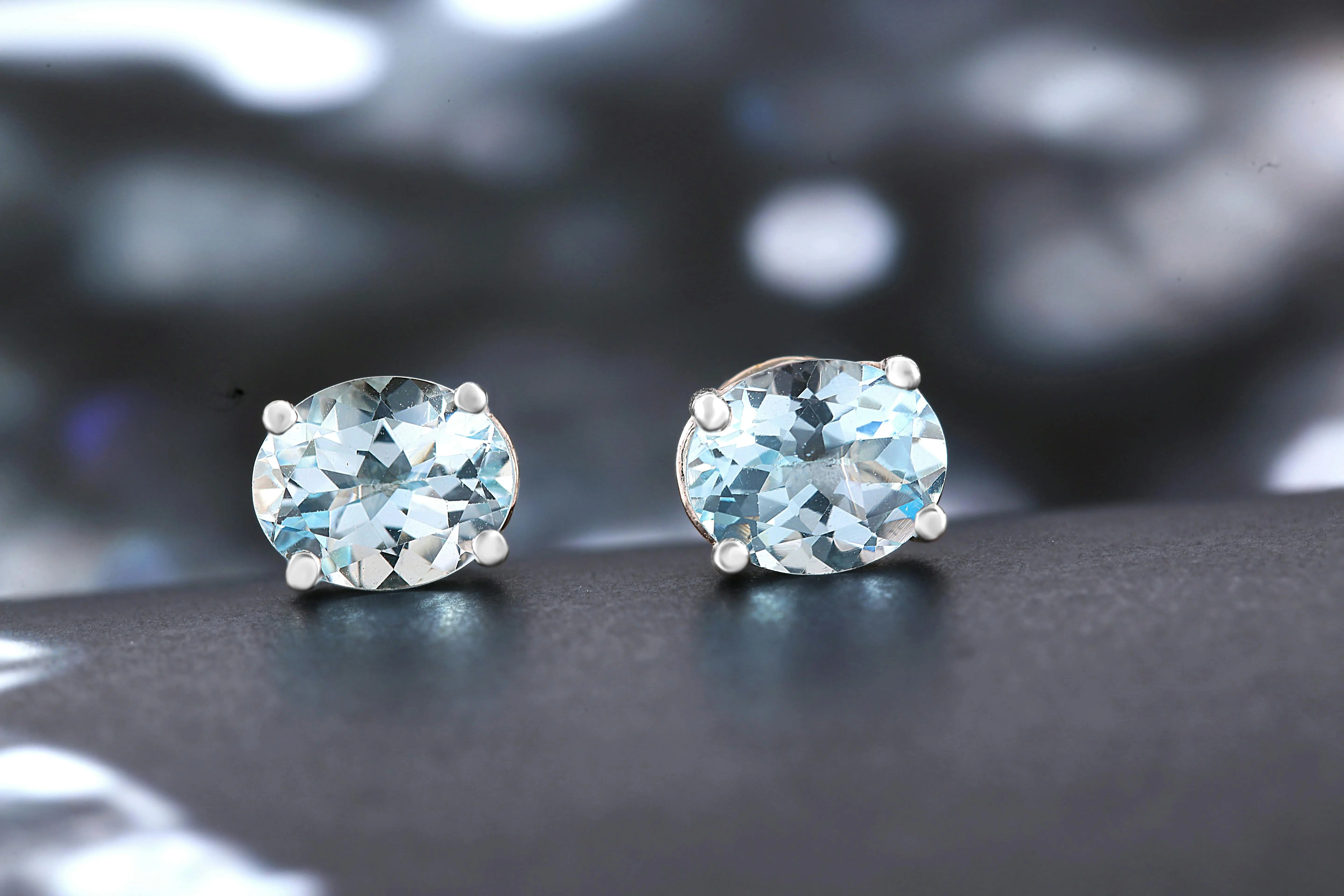 Aguamarinas en aretes