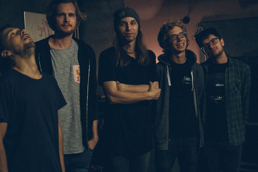 Got Blue Balls majú nový klip Empty so zábermi nočného Vancouvru