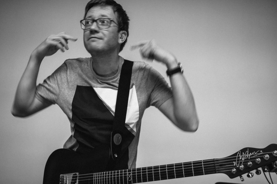 Stroon vydáva svoj najosobnejší album Vice	Laboratory