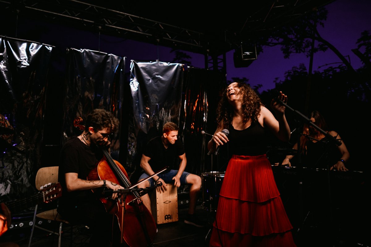 Mladá nitrianska kapela DIS IS MARKĒTA vydala svoje debutové EP