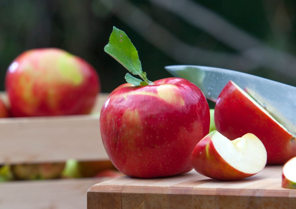 Honeycrisp  Applewood Fresh Growers LLC