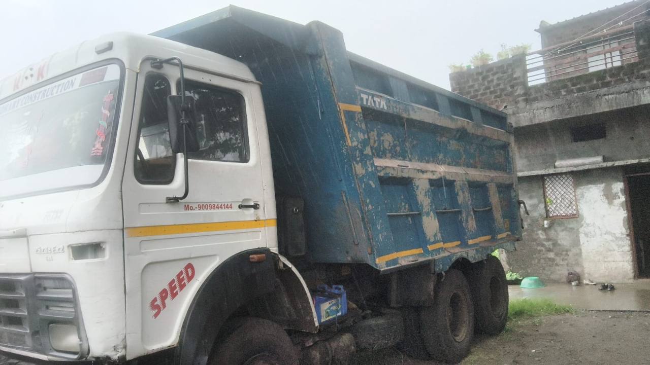 Dumpers TATA 2523 - 2018 — Madhya Pradesh