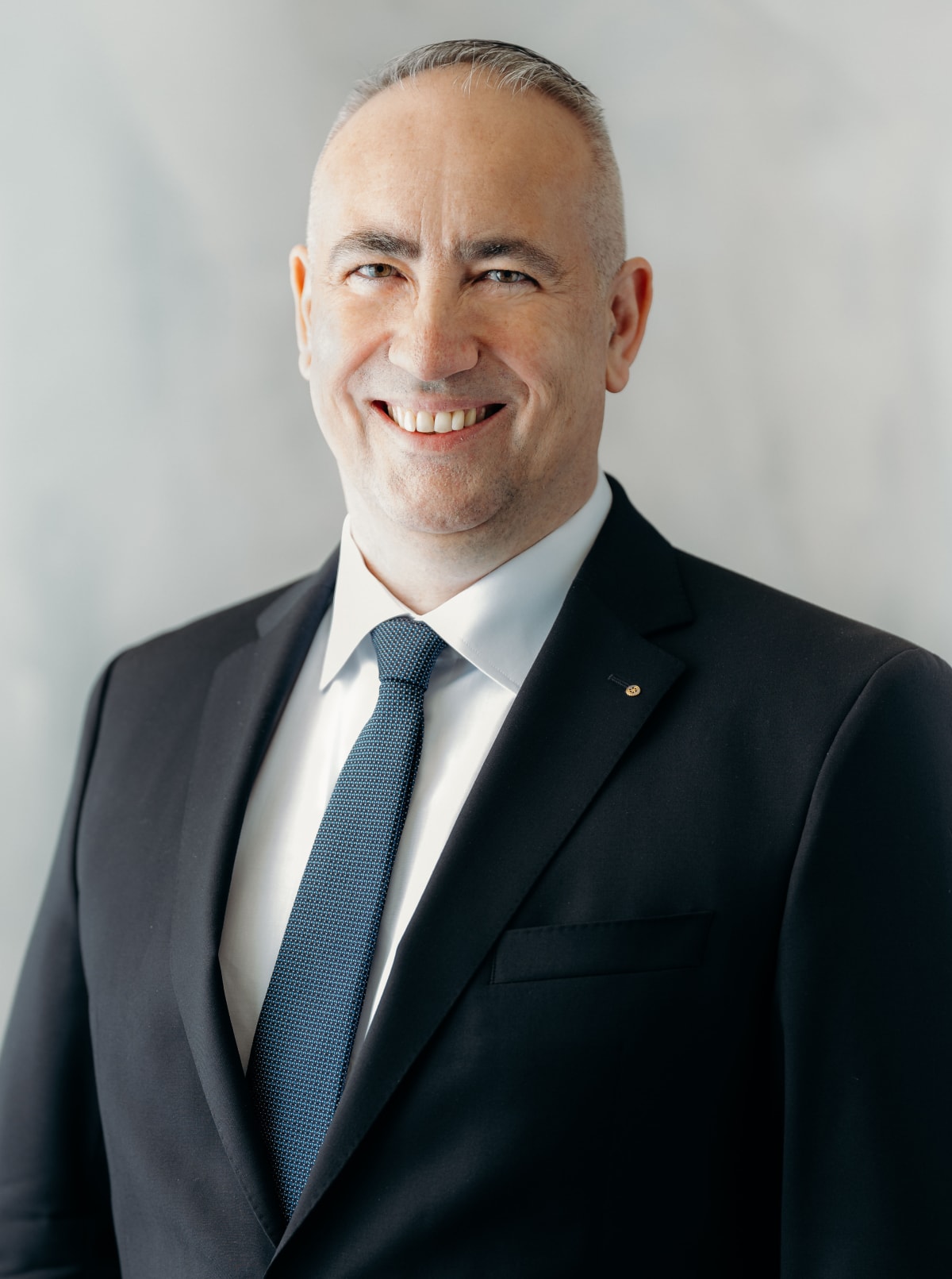 Medi 24Chef Angelo Eggli neu an der Spitze von Visana