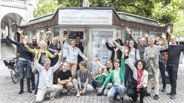 Klimapavillon am Zürcher Werdmühleplatz. 2020 gegründet, bezahlt ihn inzwischen der Steuerzahler. (Bild: Greenpeace)