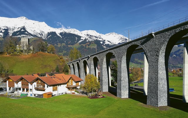 Holcim Ductal Ultrahochleistungs-Faserbeton