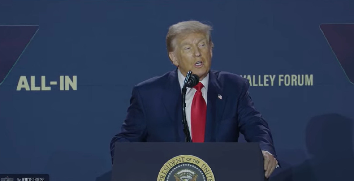 Trumpova administracija predstavila novo strategijo za pospeševanje umetne inteligence