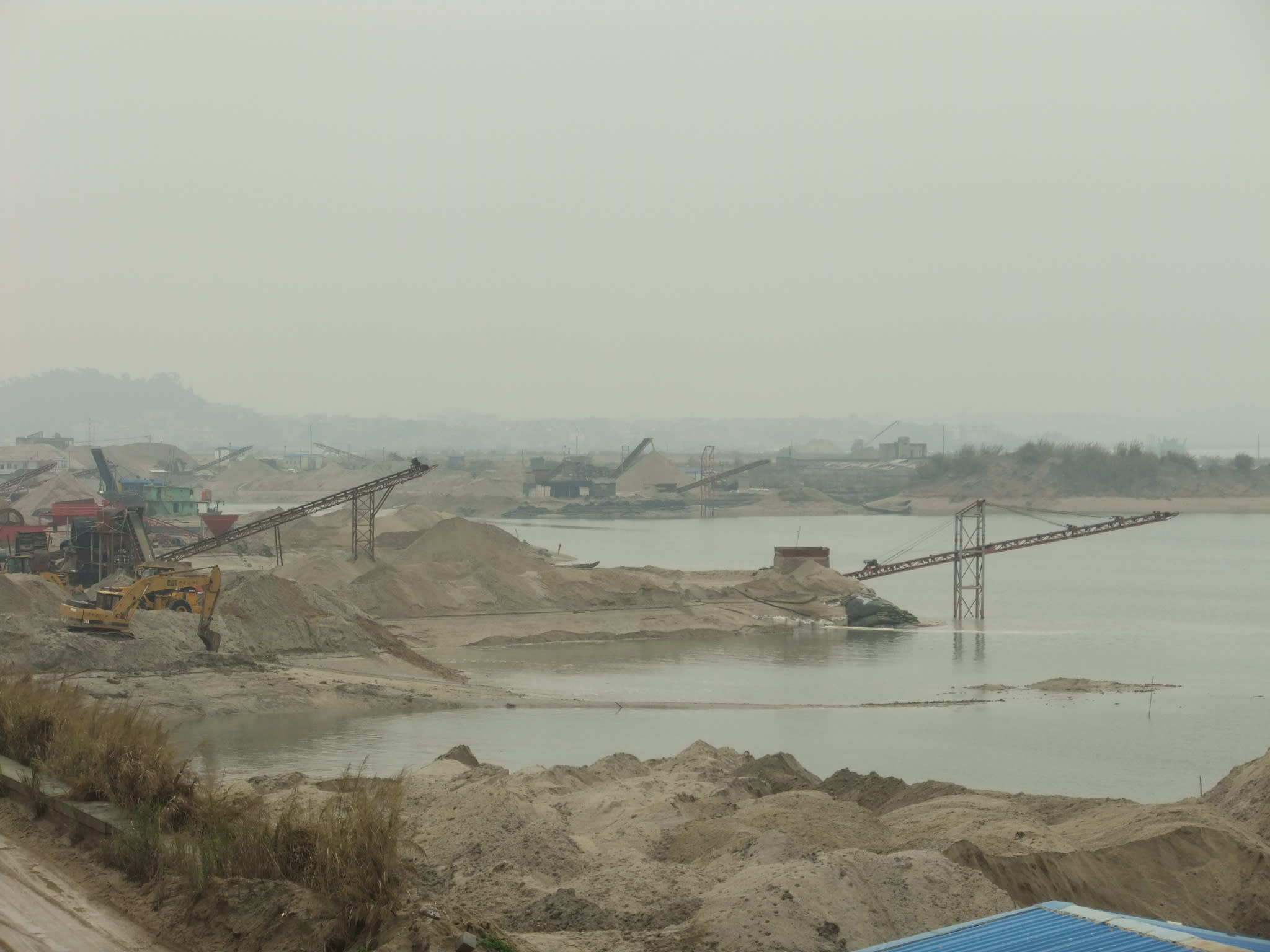 Chinas Boom-Regionen wachsen auf aufgeschütteten Flächen im Meer