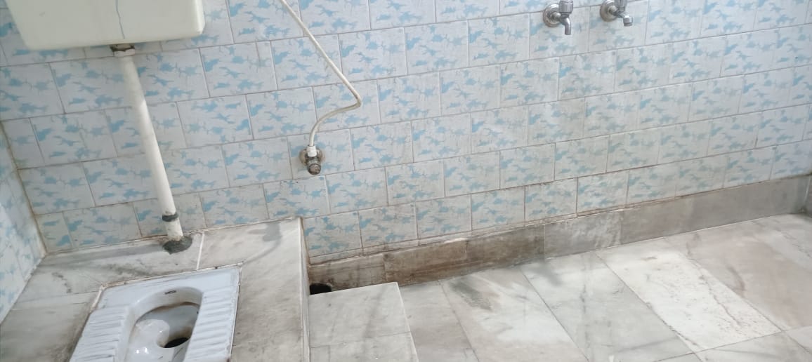 2BHK FLAT COURT MORE in Court more - photo 5