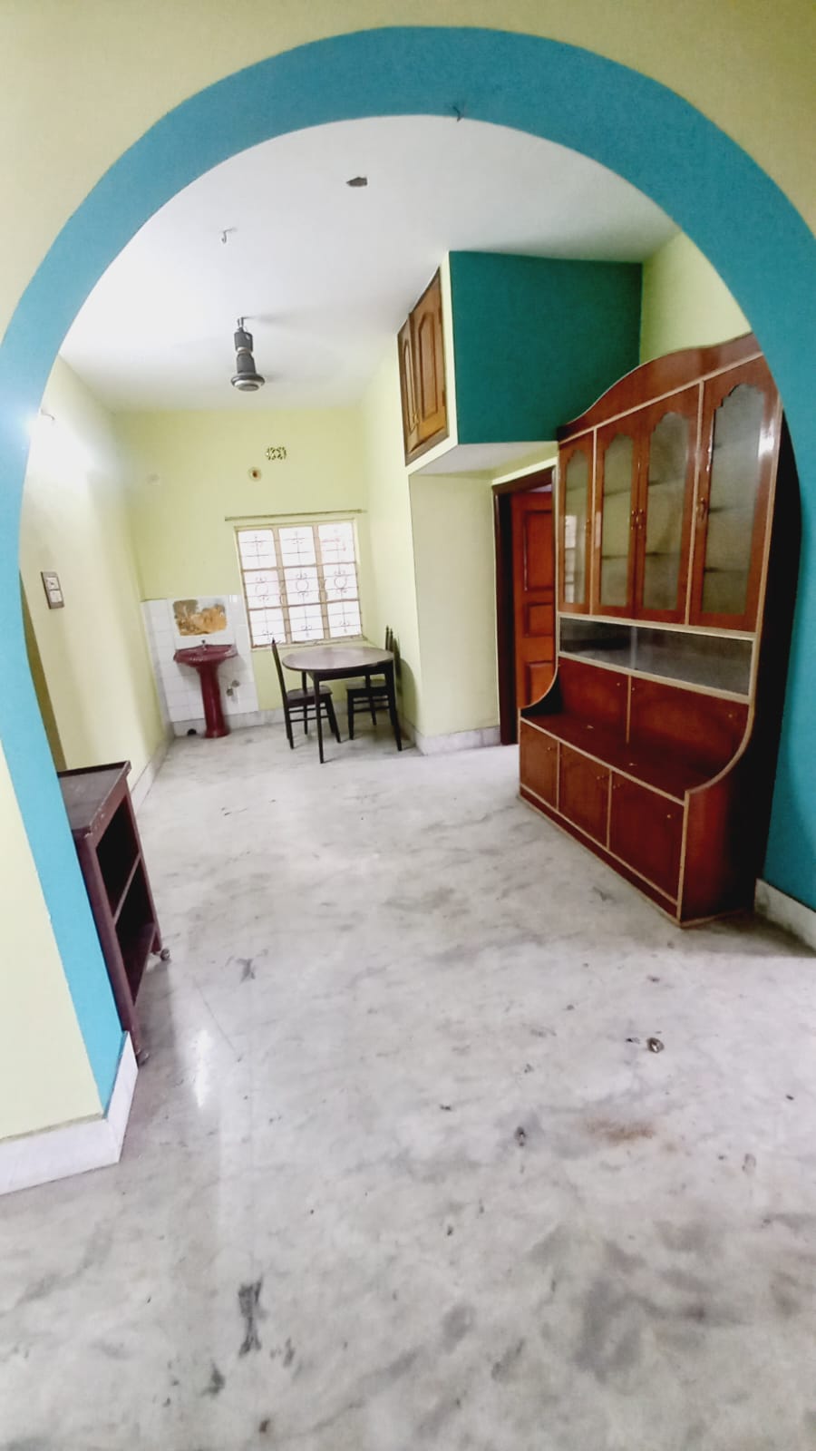 FLAT NEAR ST. VINCENT SCHOOL in Hillview - photo 1