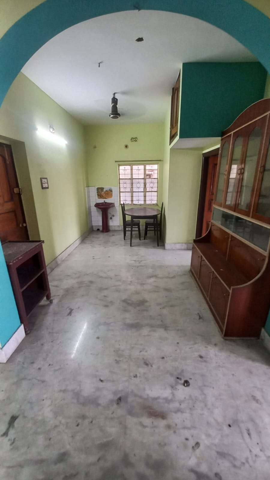 FLAT NEAR ST. VINCENT SCHOOL in Hillview - photo 9