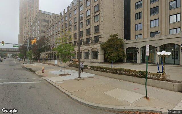 Street-level view of Hotel St. Regis Detroit