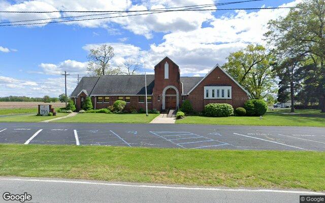 Street-level view of Plain Congregational Church