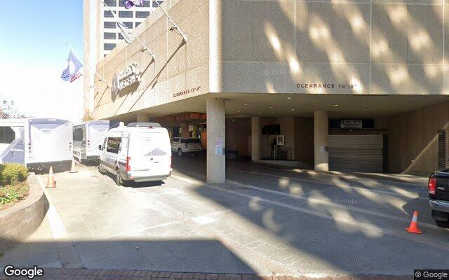 Street-level view of Hyatt Regency Crystal City at Reagan National Airport