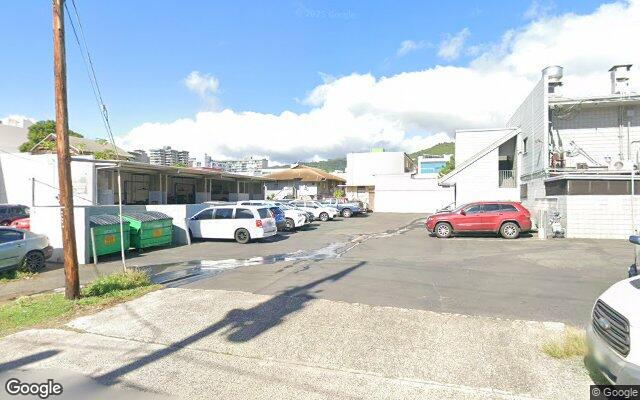 Street-level view of Island Dance Studio Honolulu