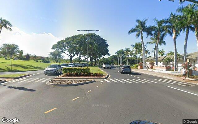 Street-level view of Wailea