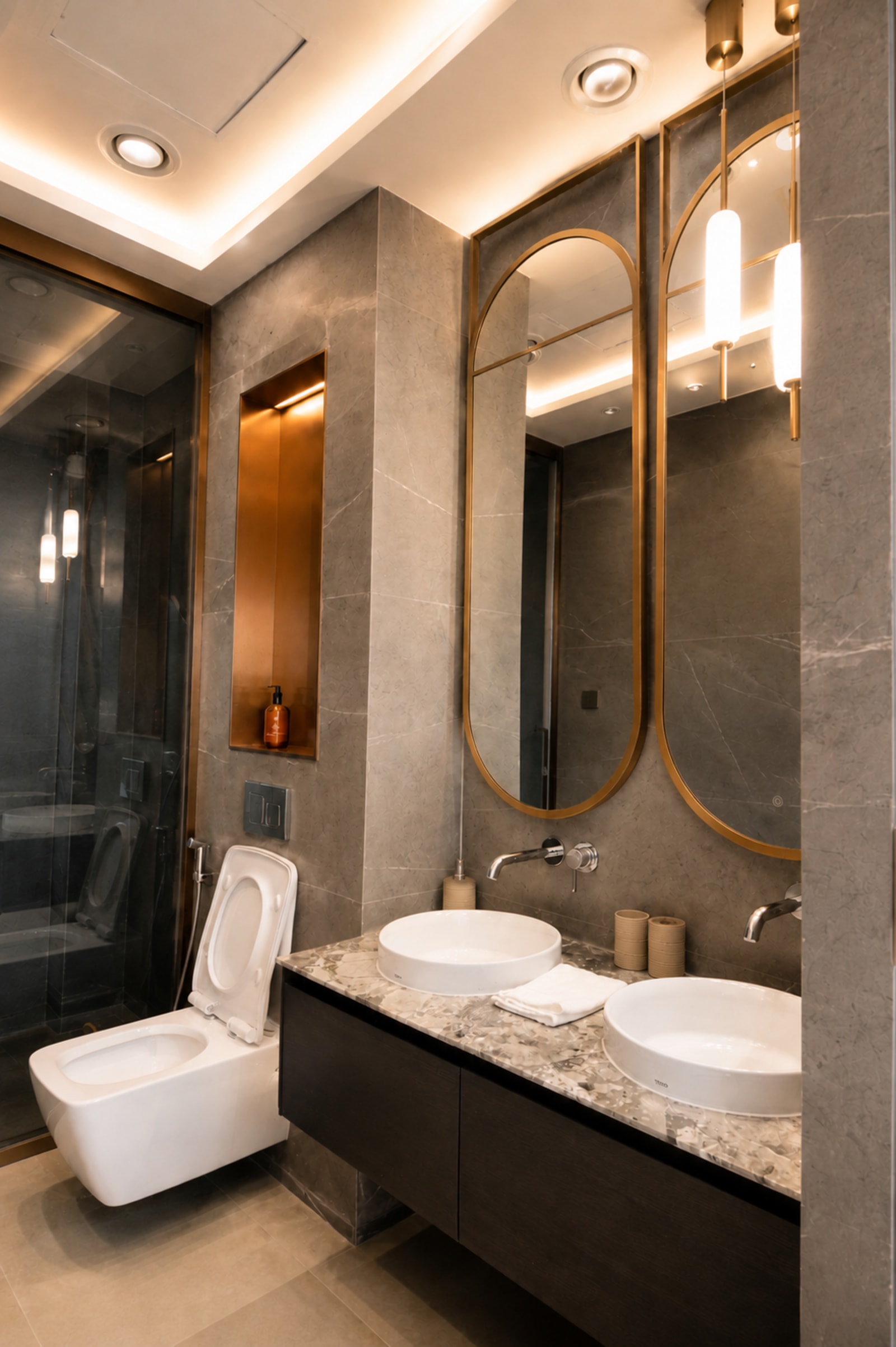 Galerie La Fontaine, Gombe — 247 m², 3 chambres standing — photo 36