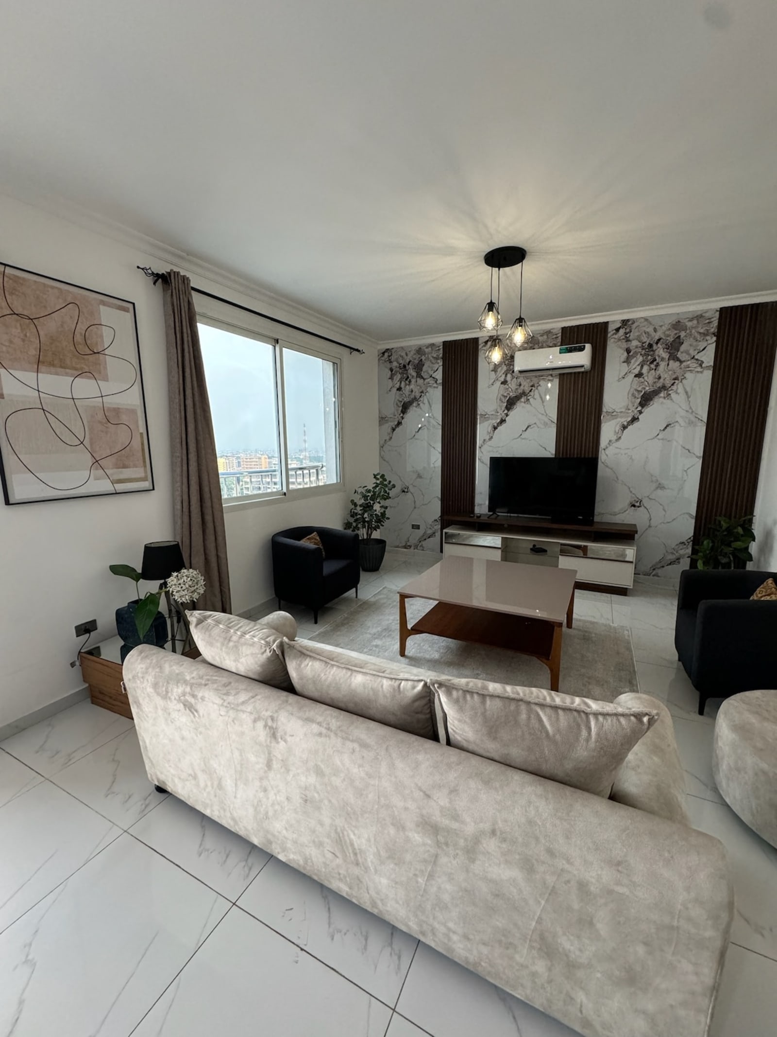 Gombe Design — 3 chambres, balcon & vue rivière — photo 2