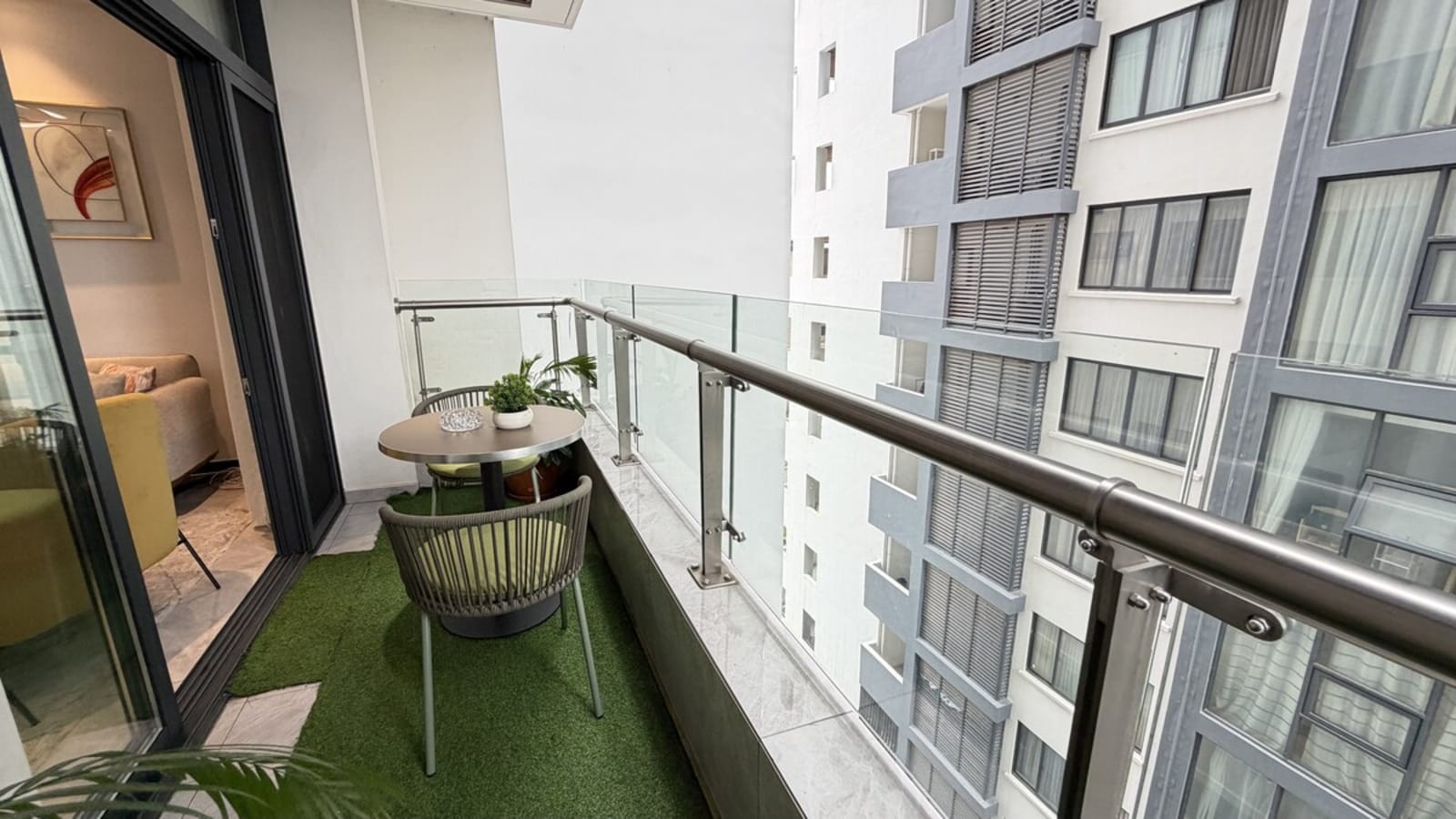 Gombe Rooftop — Suite 1 chambre avec piscine — photo 8