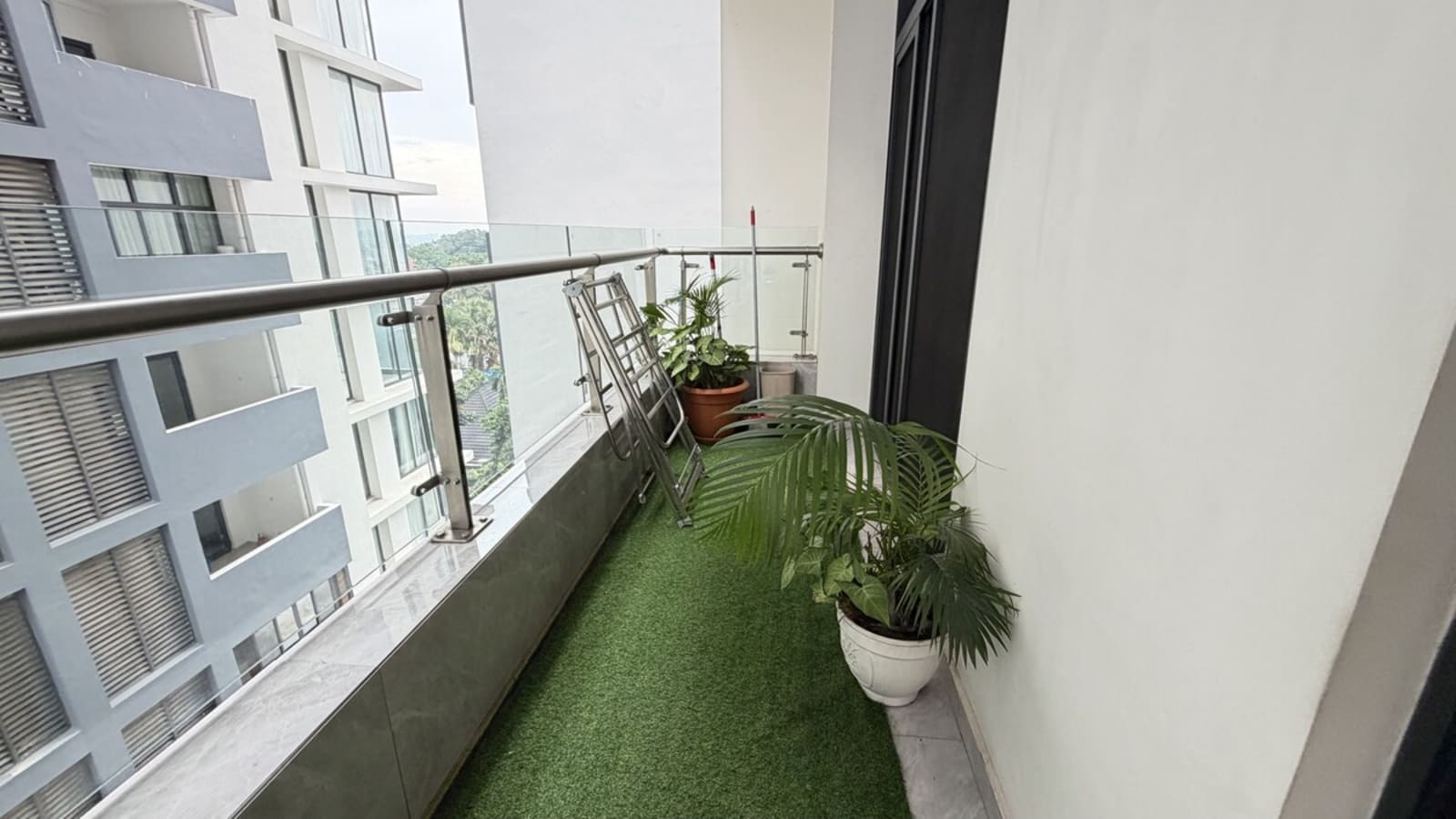 Gombe Rooftop — Suite 1 chambre avec piscine — photo 10