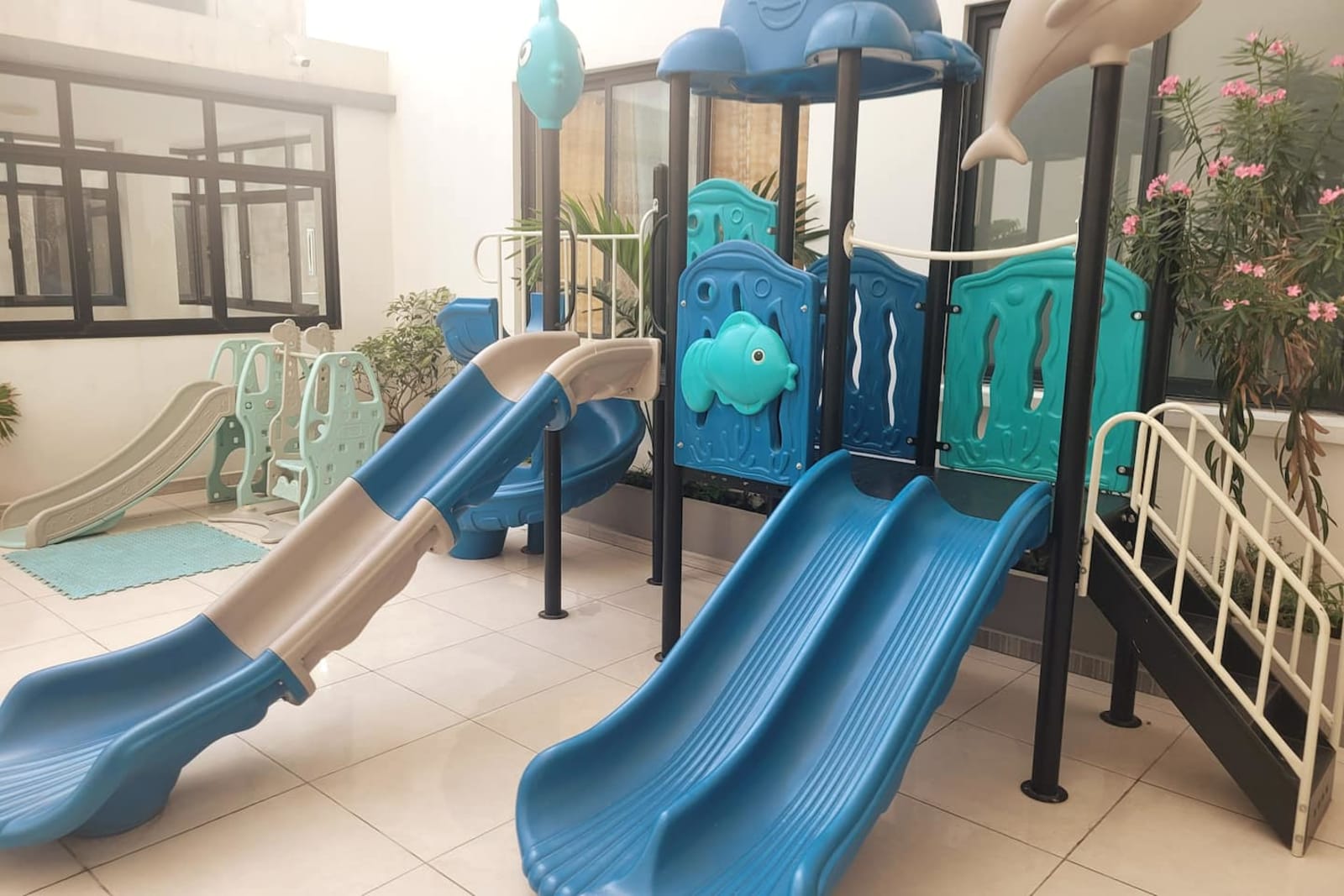 Gombe — Appartement 2 chambres avec piscine et vue panoramique, bord du fleuve — photo 11