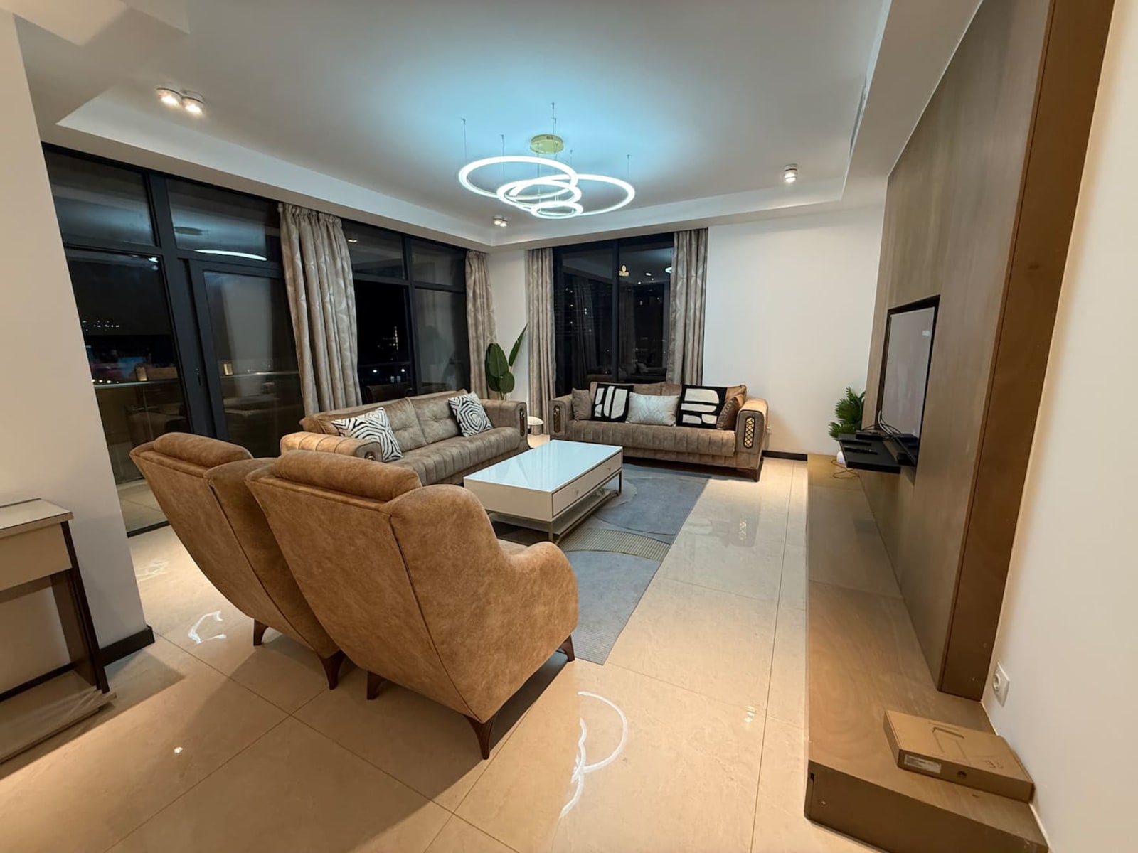 Gombe — Grand 3 chambres avec piscine et salle de sport, proche Pullman — photo 18