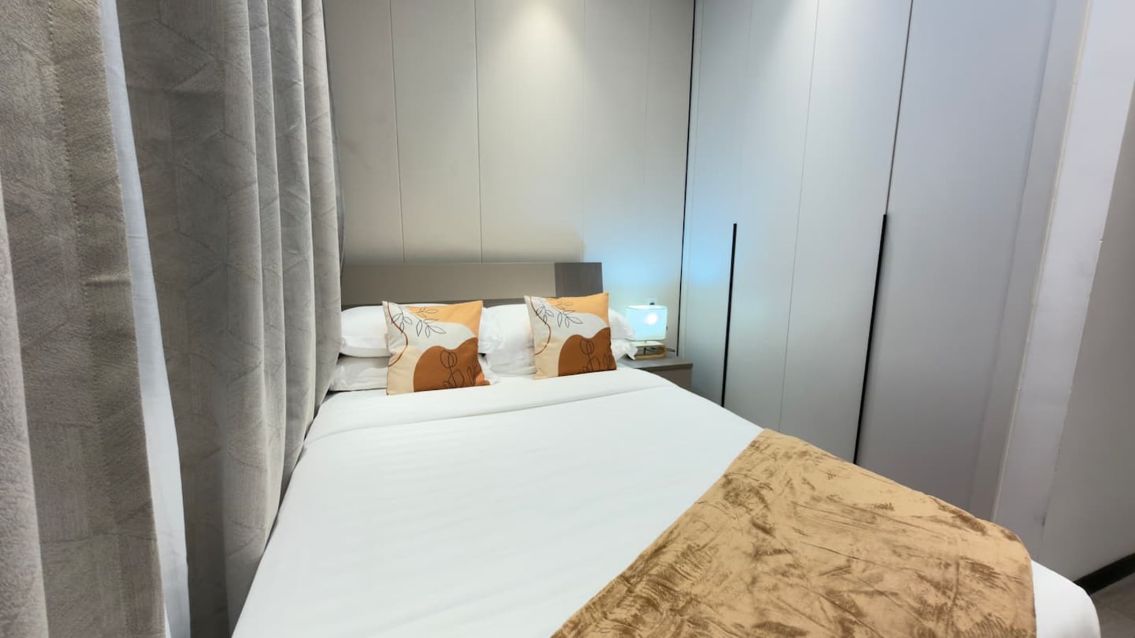 Gombe - Appartement 2 chambres avec piscine et vue fleuve, tour Fokia — photo 19