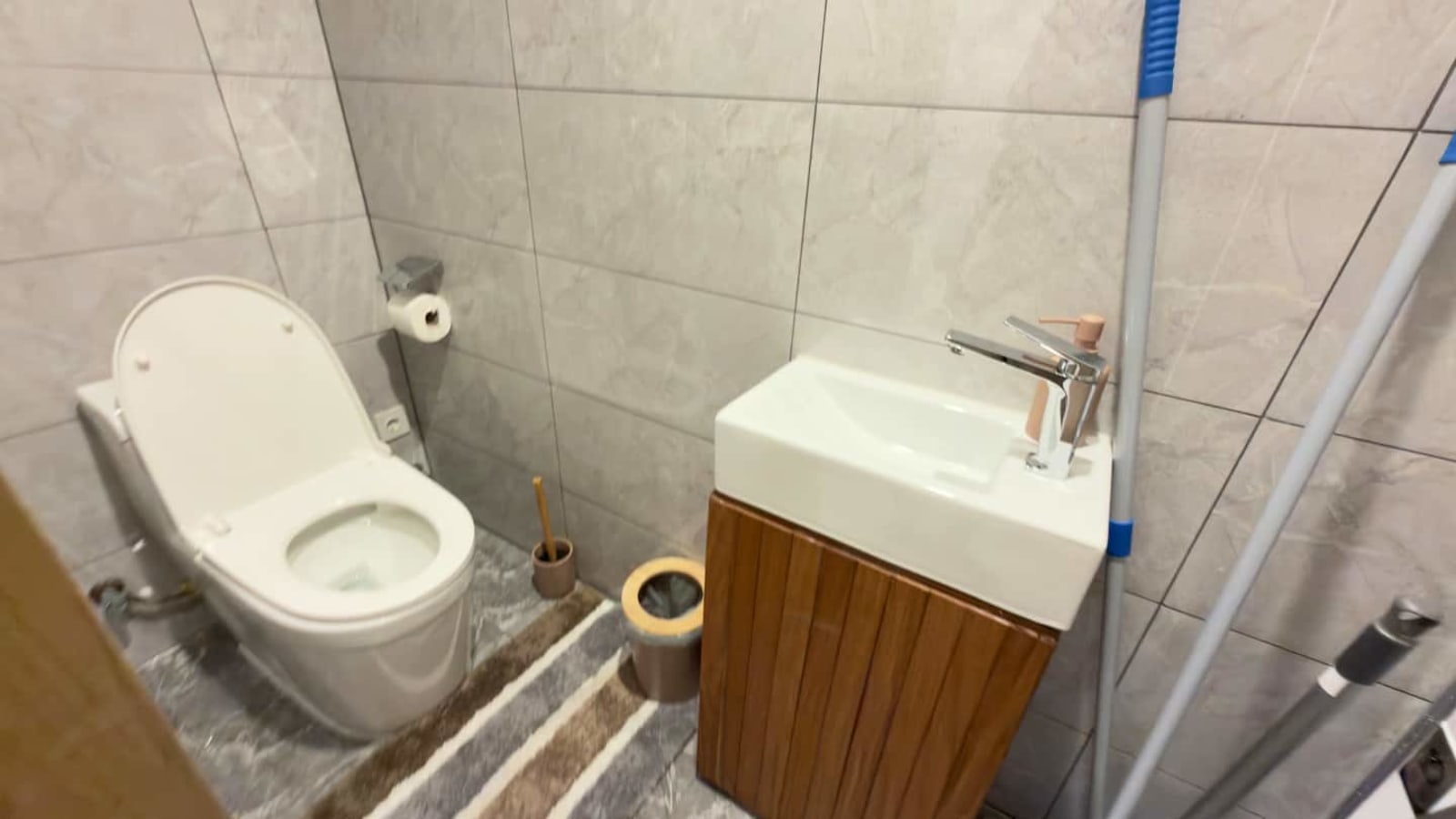 Gombe - Appartement 2 chambres avec piscine et vue fleuve, tour Fokia — photo 26