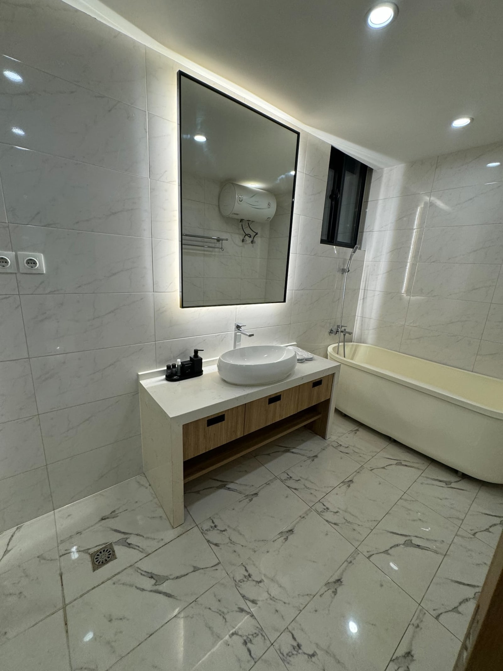 Gombe - Grand 3 chambres avec piscine sur le toit et vue fleuve Congo — photo 26