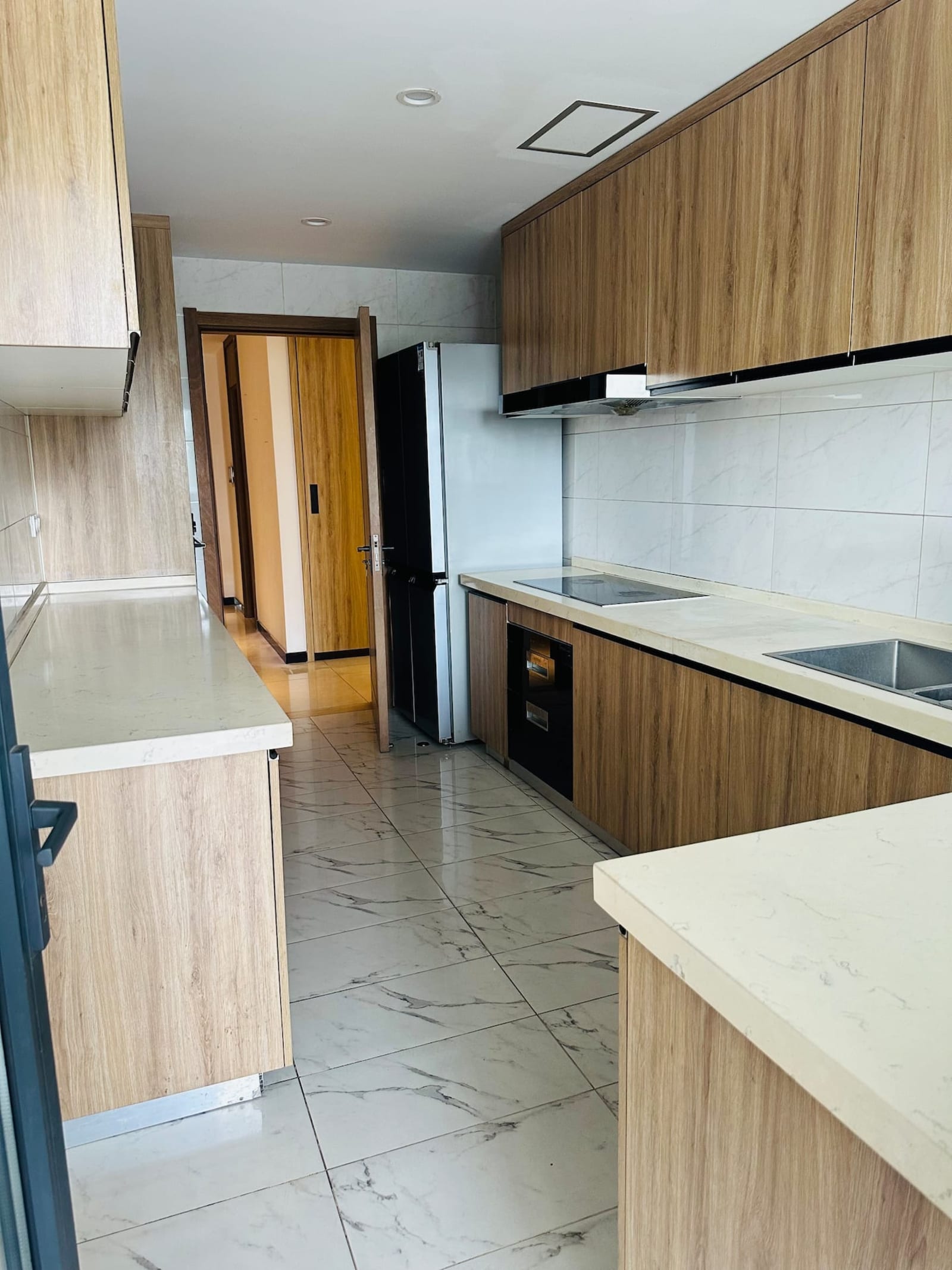 Gombe — Grand 3 chambres avec piscine et salle de sport, quartier diplomatique — photo 7