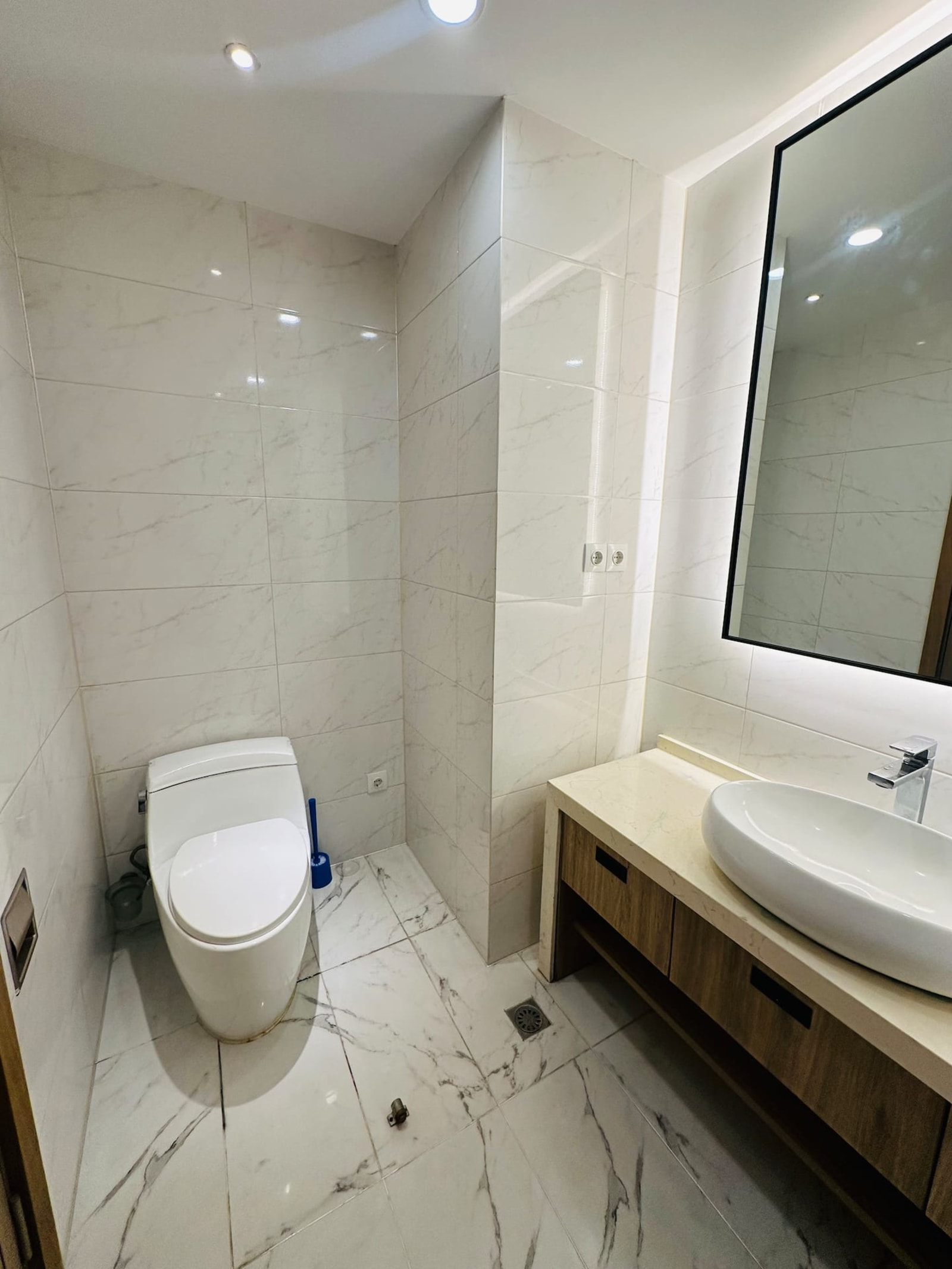 Gombe — Grand 3 chambres avec piscine et salle de sport, quartier diplomatique — photo 32