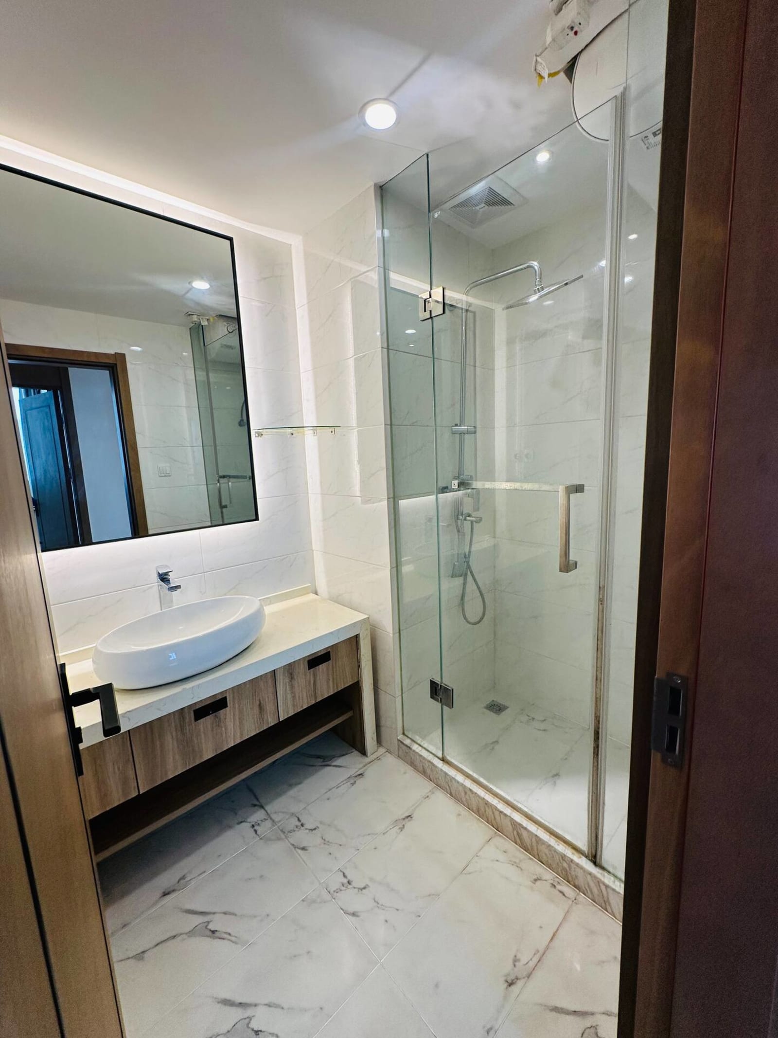 Gombe — Grand 3 chambres avec piscine et salle de sport, quartier diplomatique — photo 31