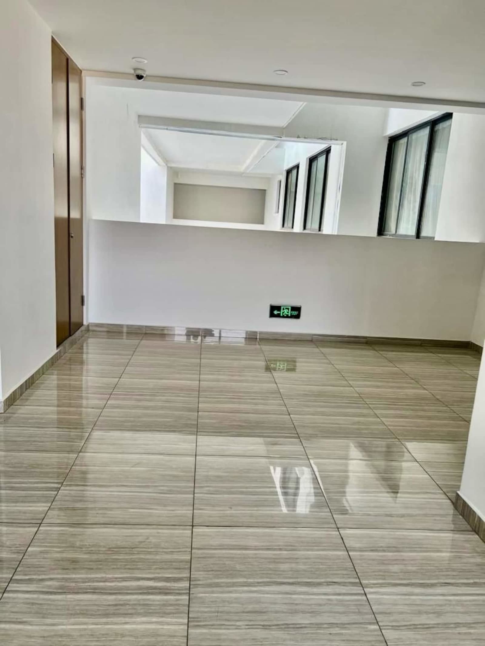 Gombe — Grand 3 chambres avec piscine et salle de sport, quartier diplomatique — photo 41