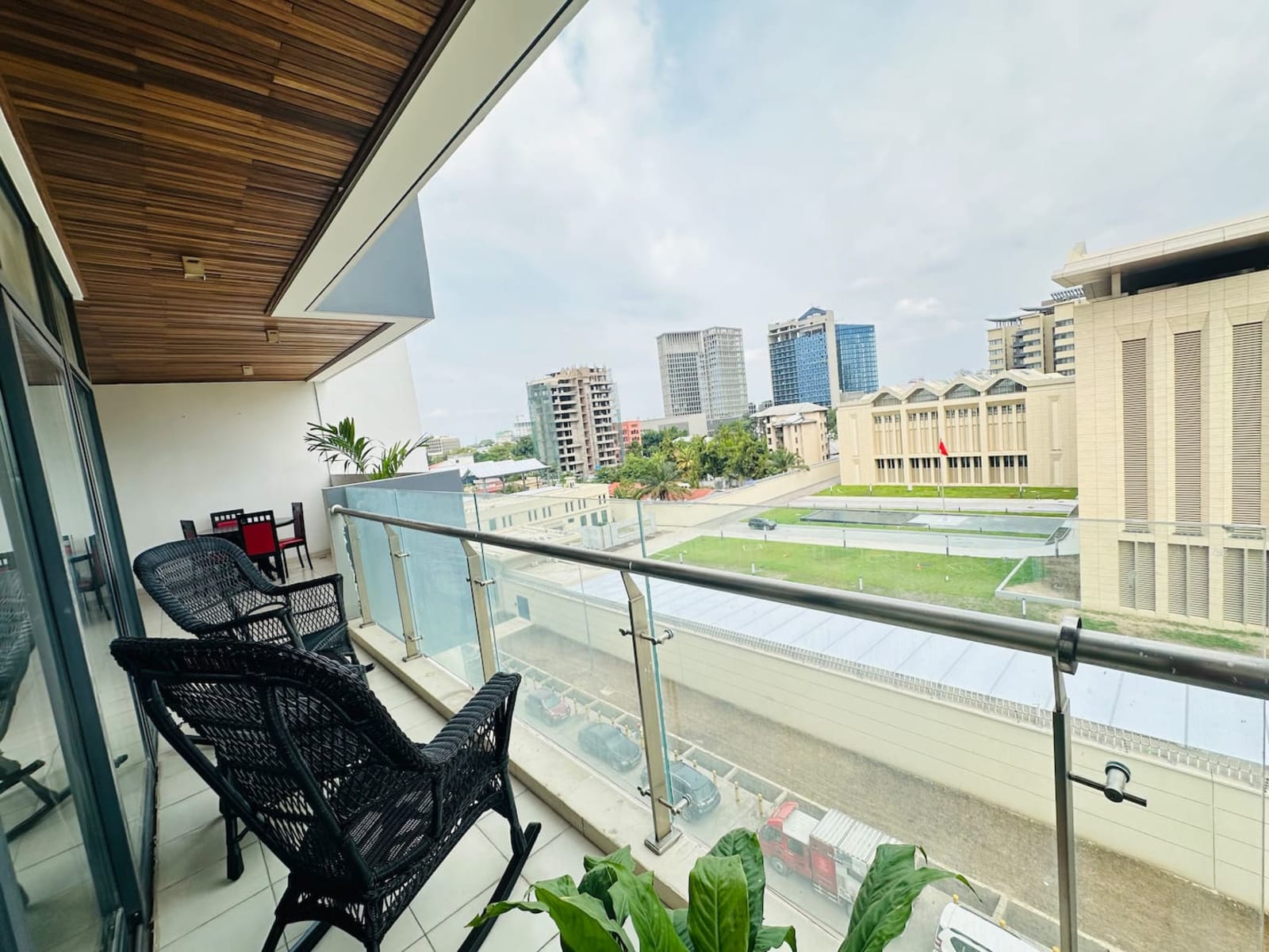 Gombe — Grand 3 chambres avec piscine et salle de sport, quartier diplomatique — photo 40