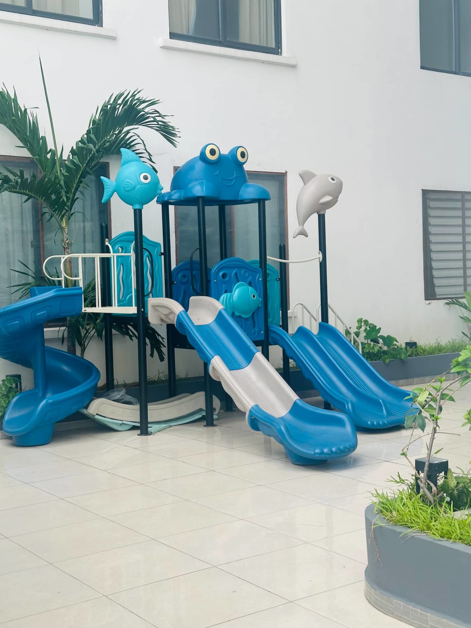Gombe — Grand 3 chambres avec piscine et salle de sport, quartier diplomatique — photo 48