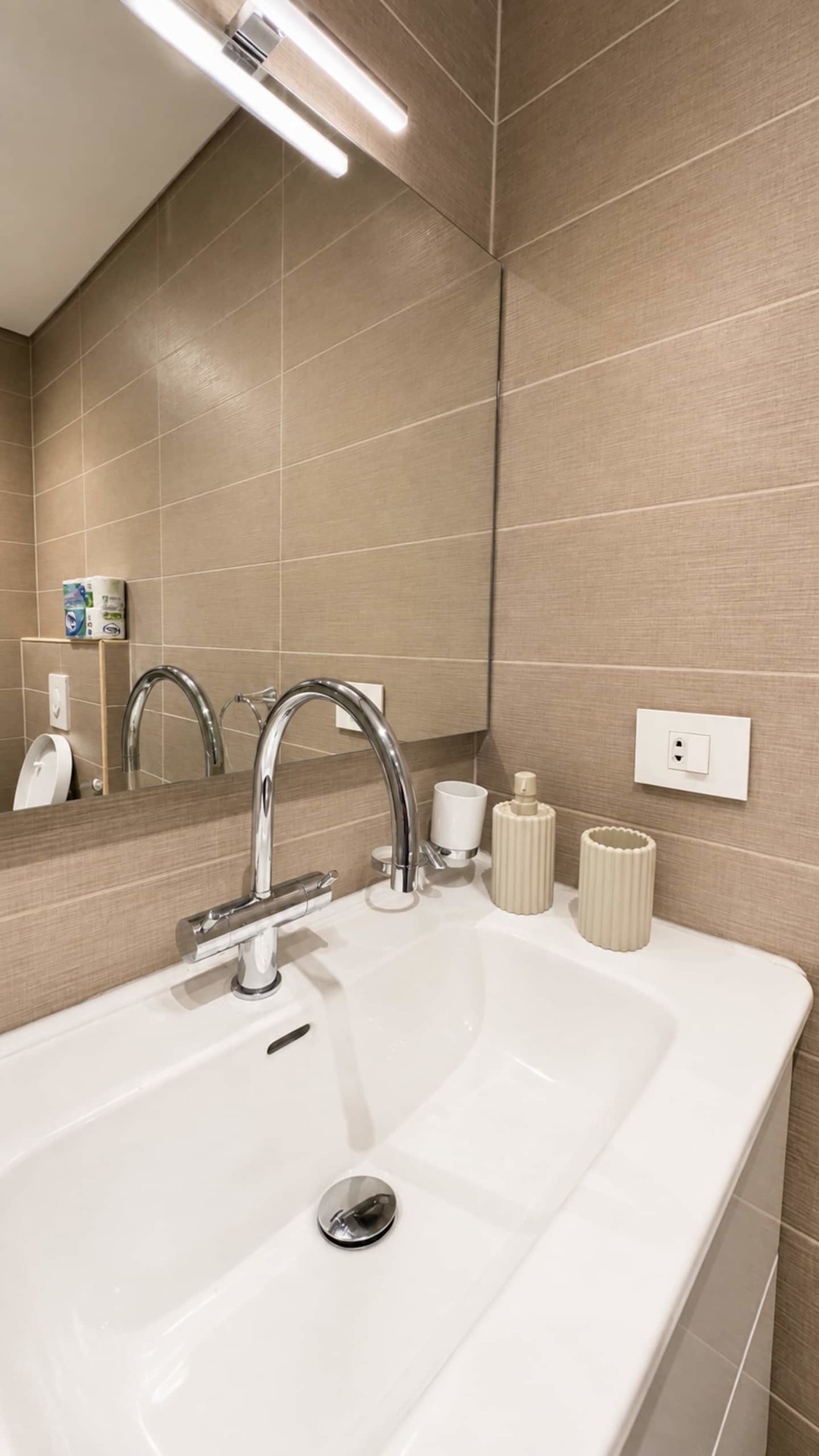 Gombe - Appartement premium 1 chambre avec piscine, Matrix Tower — photo 18