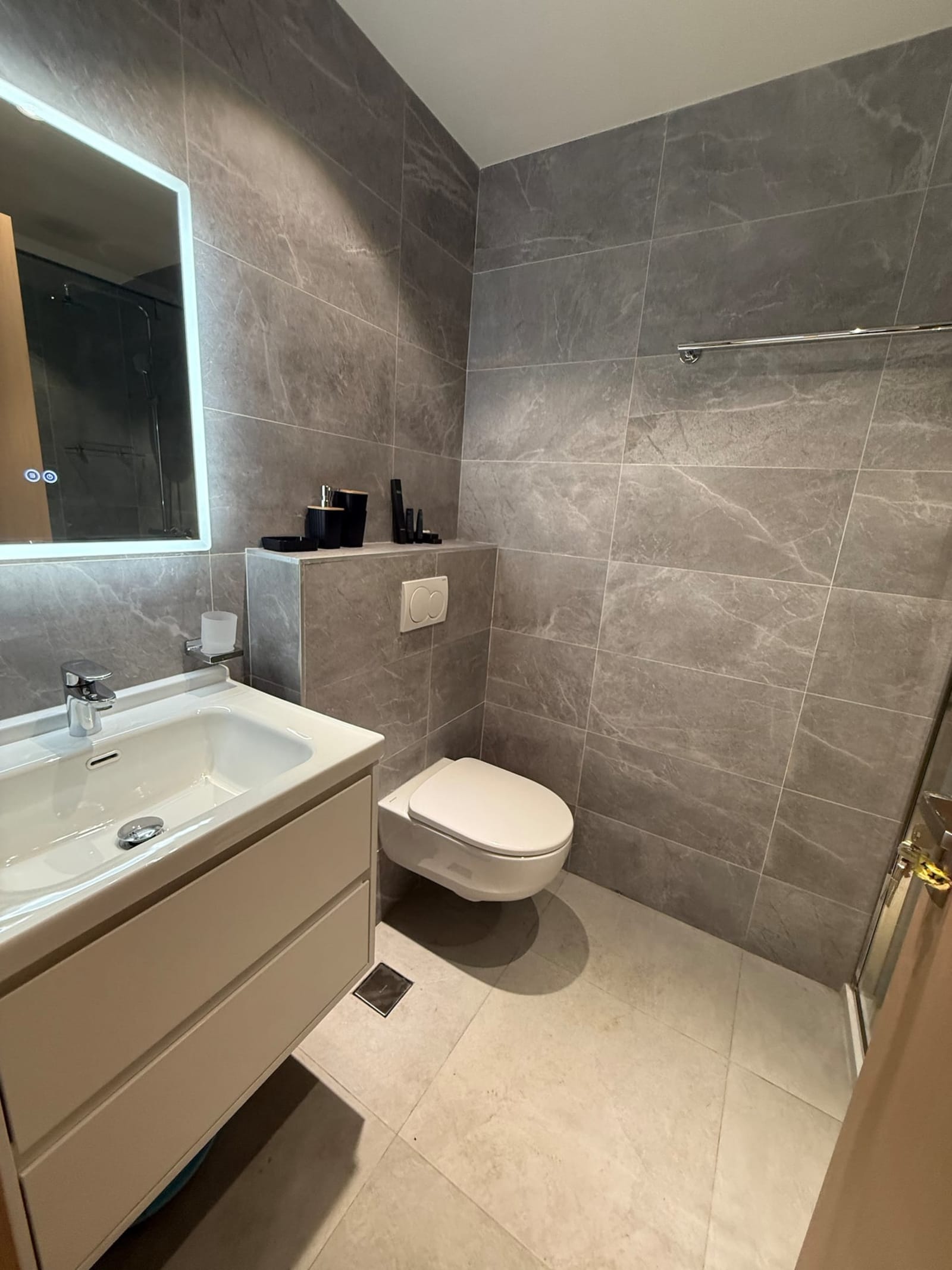 Gombe Socimat — Appartement 1 chambre, piscine, spa et salle de sport — photo 16
