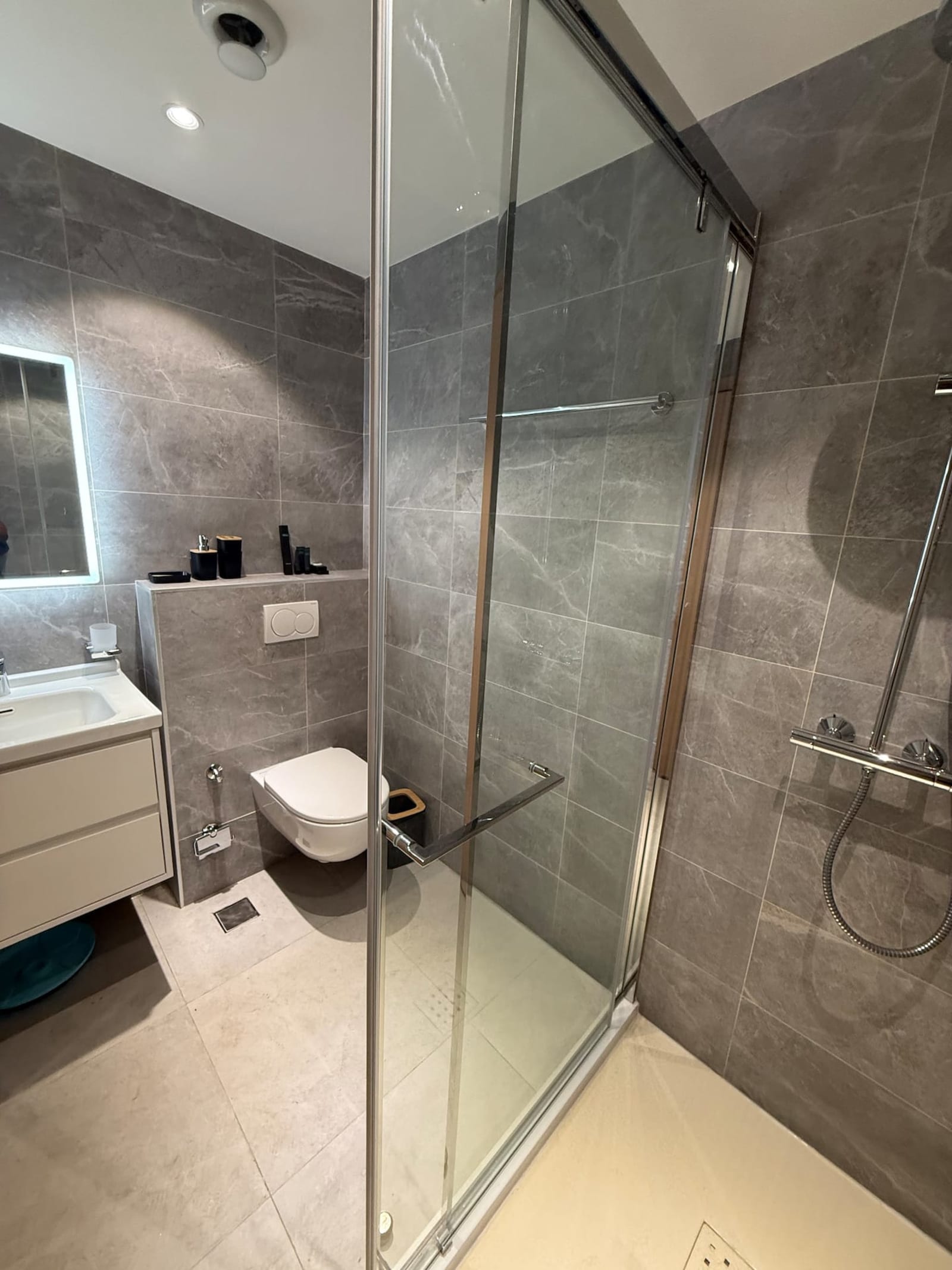 Gombe Socimat — Appartement 1 chambre, piscine, spa et salle de sport — photo 14