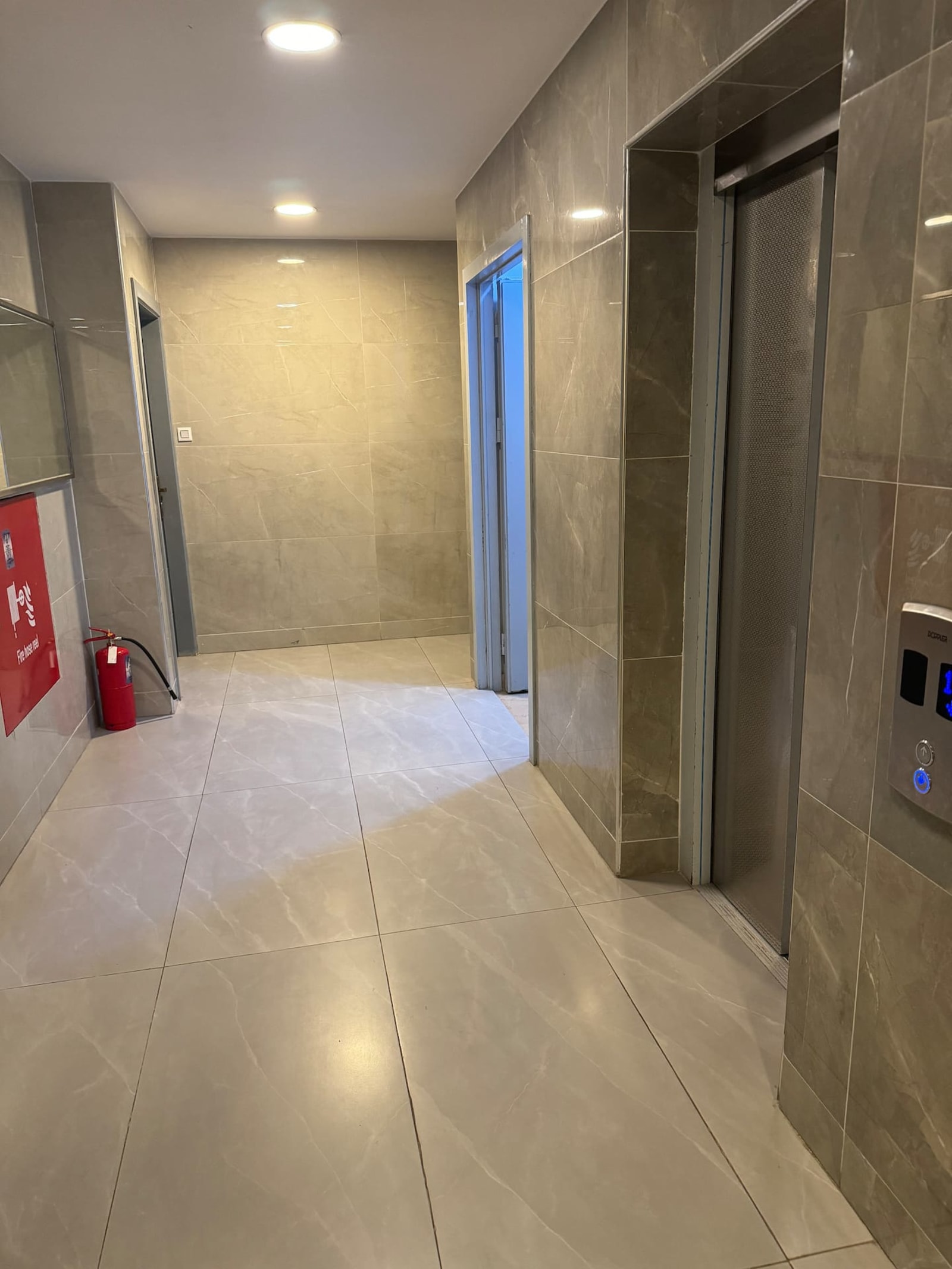 Gombe — Grand 3 chambres avec piscine, proche Pullman — photo 23