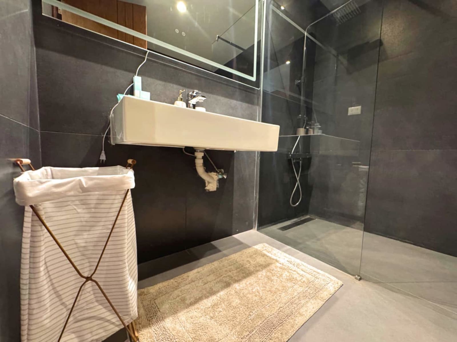 Gombe — Studio raffiné avec salle de sport, proche Bella Riva — photo 44