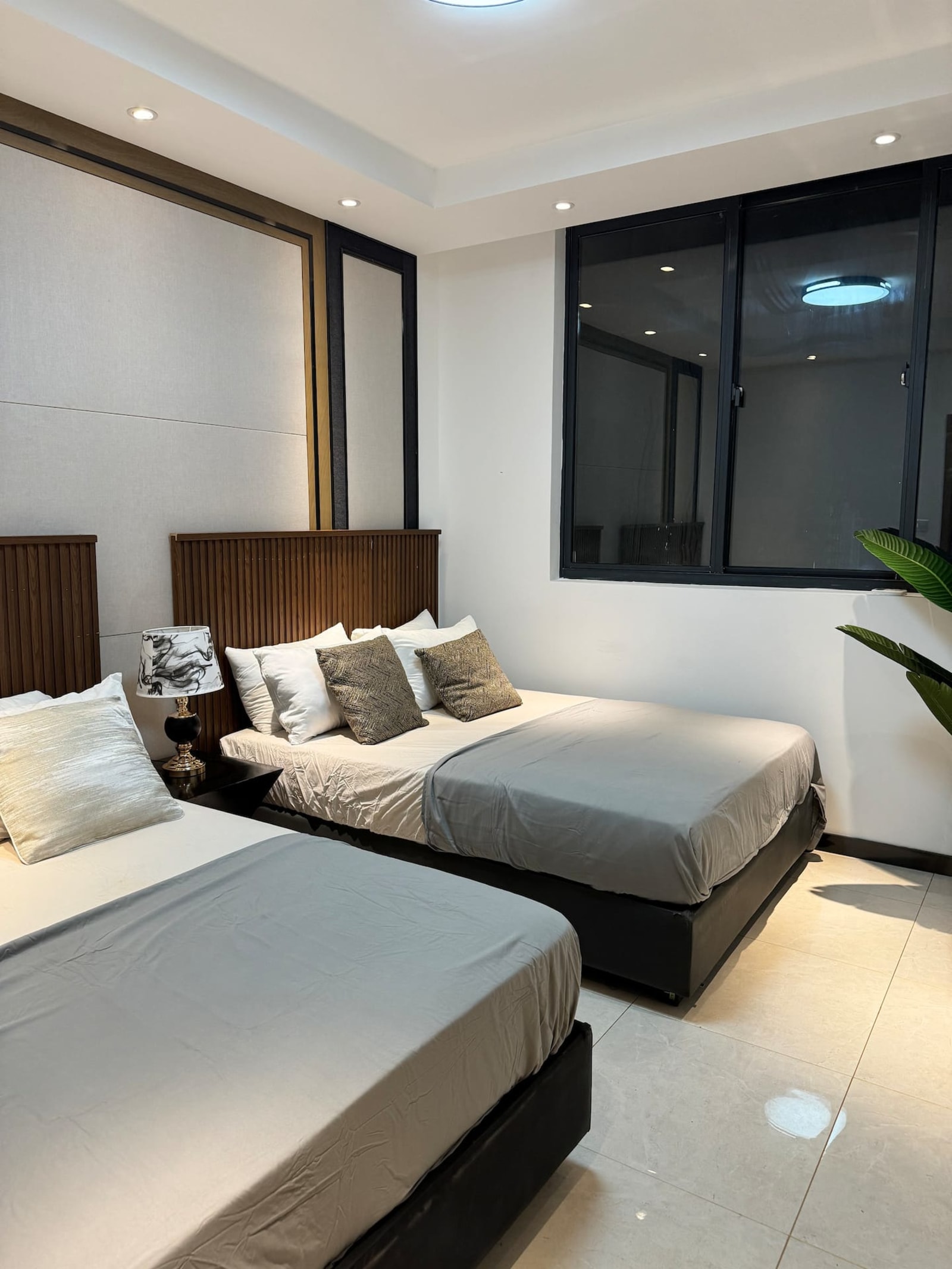 Gombe Pullman — Appartement 2 chambres, piscine et salle de sport — photo 6