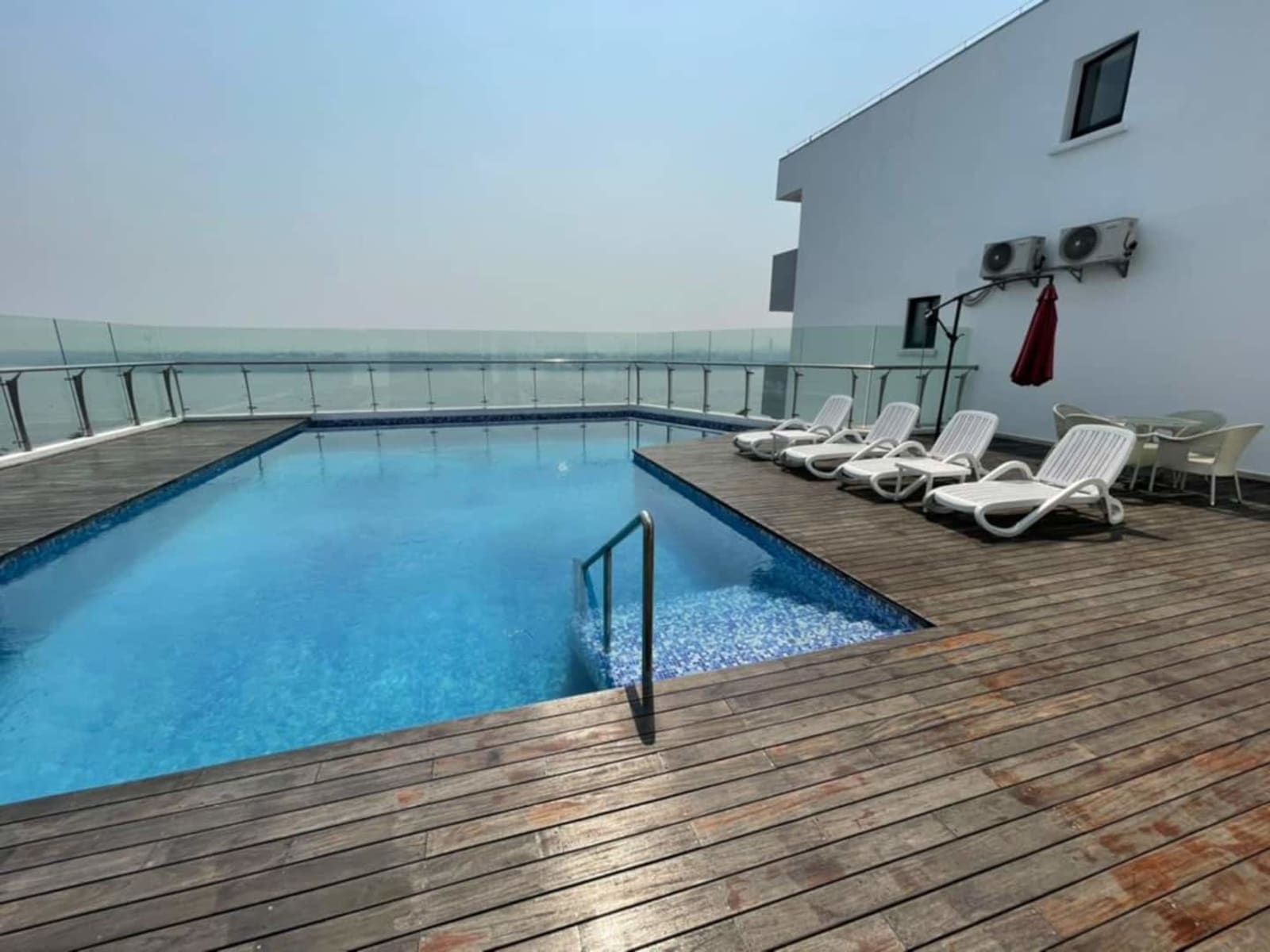 Gombe Pullman — Appartement 2 chambres, piscine et salle de sport — photo 15