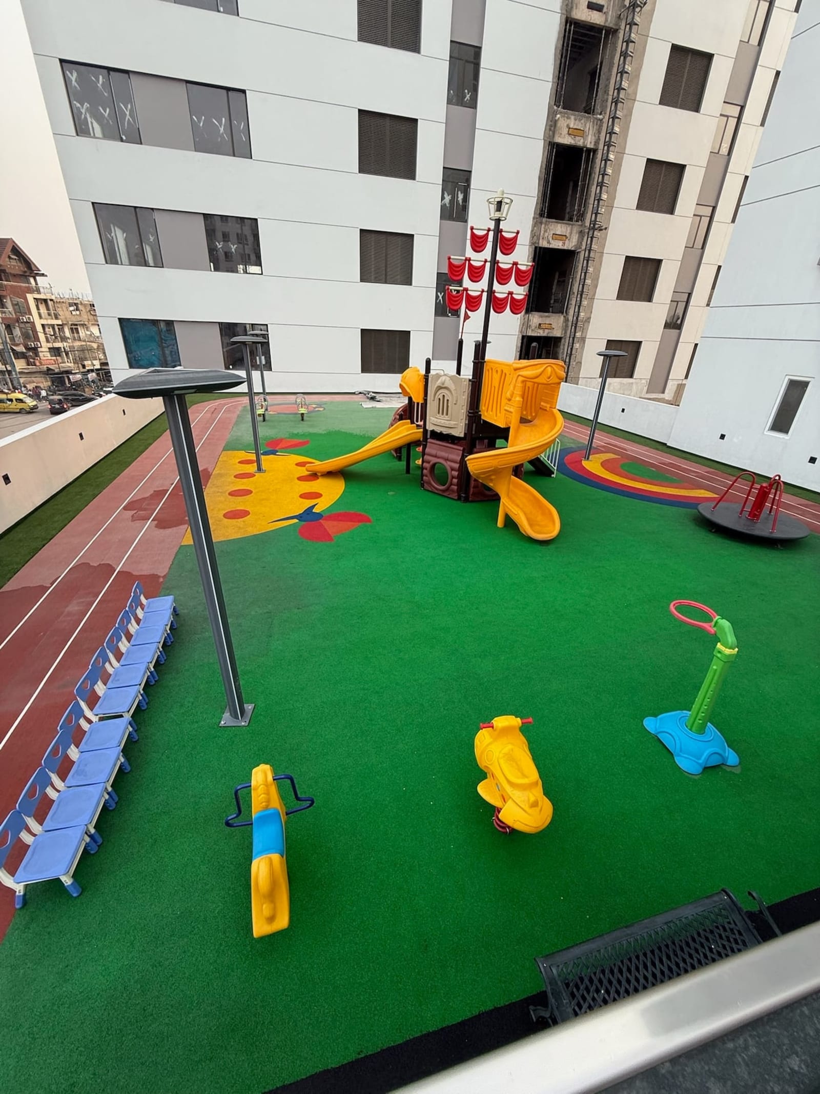 Gombe Socimat — studio avec piscine, salle de sport et balcon privé — photo 26