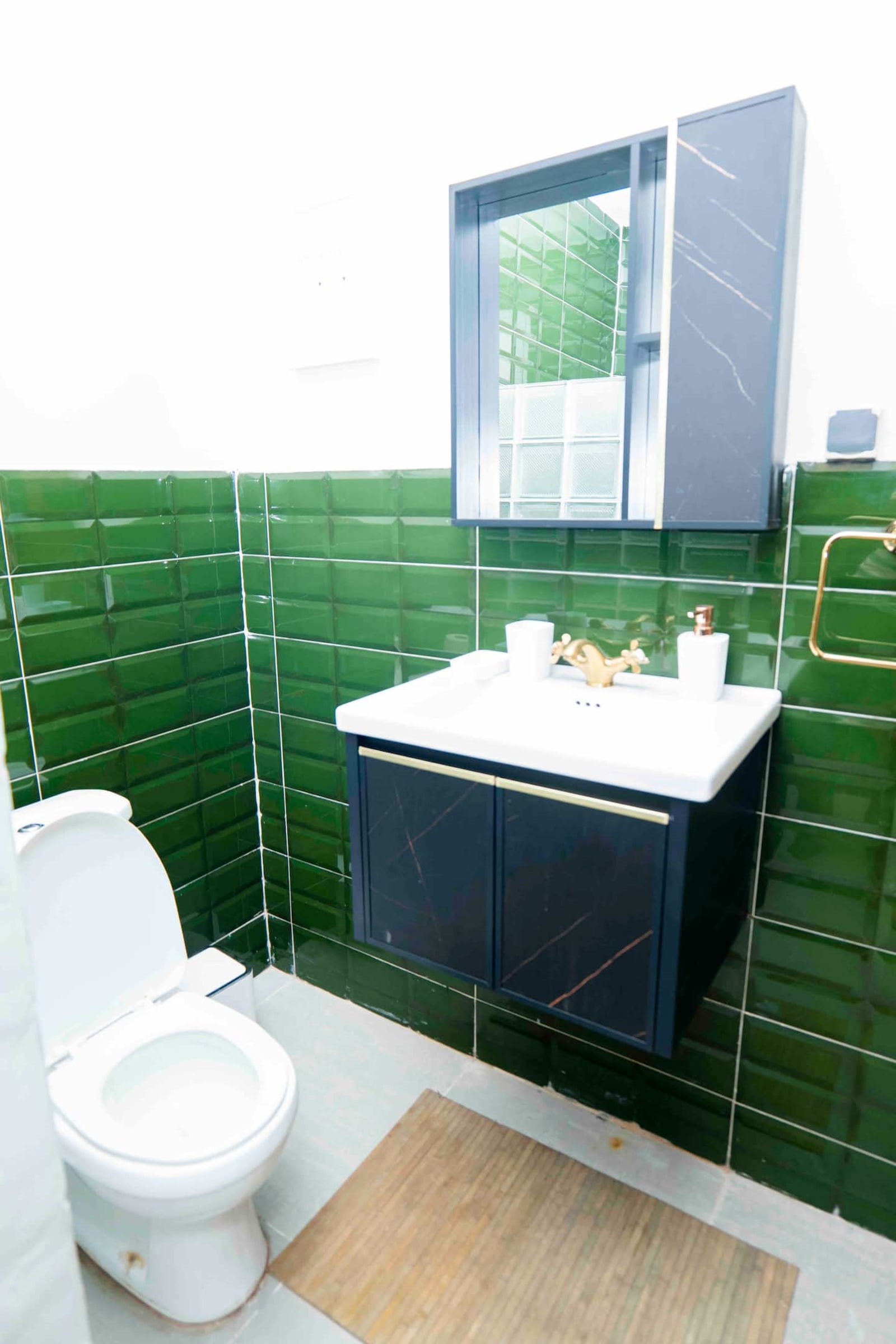 Gombe — appartement 3 chambres avec ménage et sécurité — photo 15