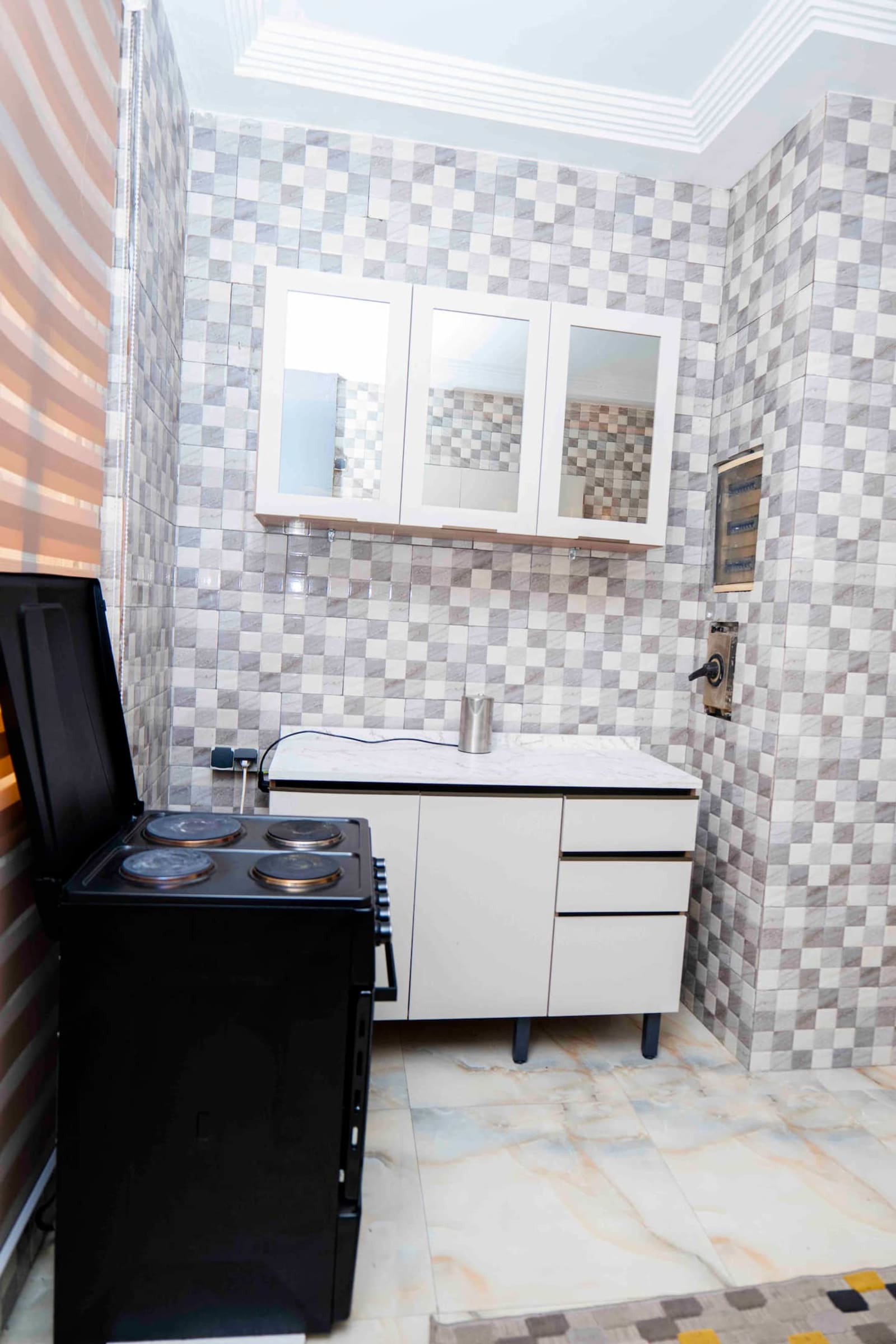 Gombe — appartement 3 chambres avec ménage et sécurité — photo 18
