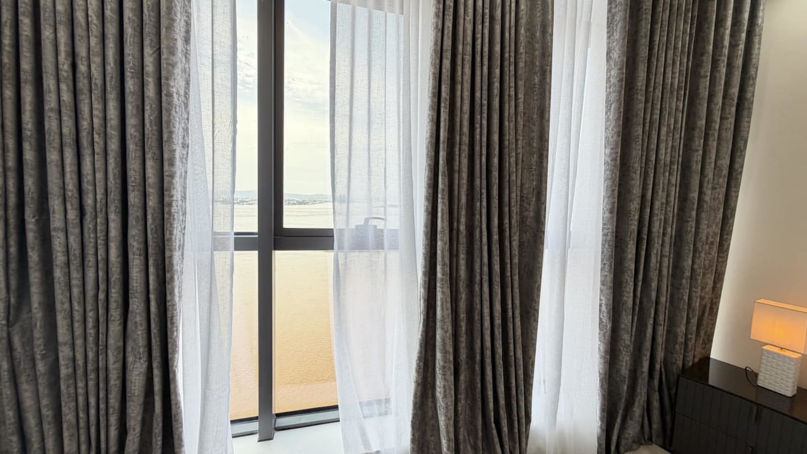 Gombe, River Towers — 3 chambres, vue fleuve et balcon privé — photo 51