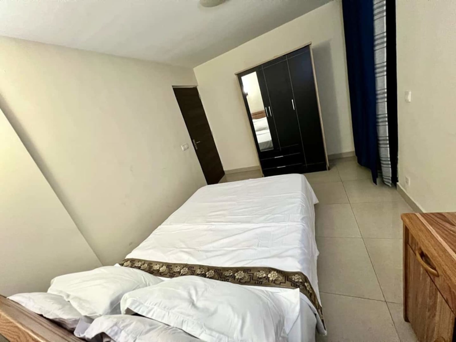 Gombe GB Diplomate — appartement 3 chambres avec piscine et fitness — photo 15