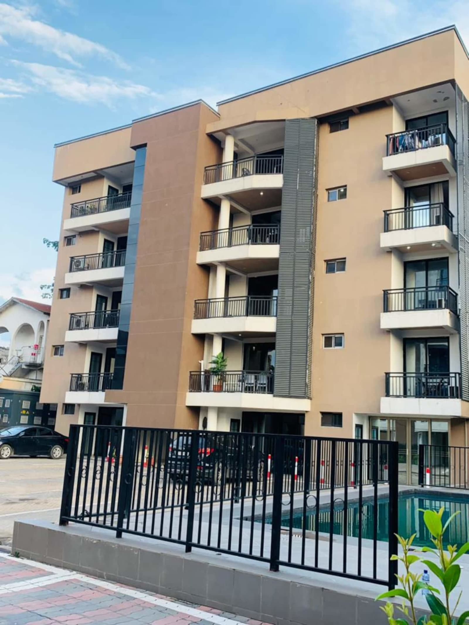 Gombe GB Diplomate — appartement 3 chambres avec piscine et fitness — photo 22