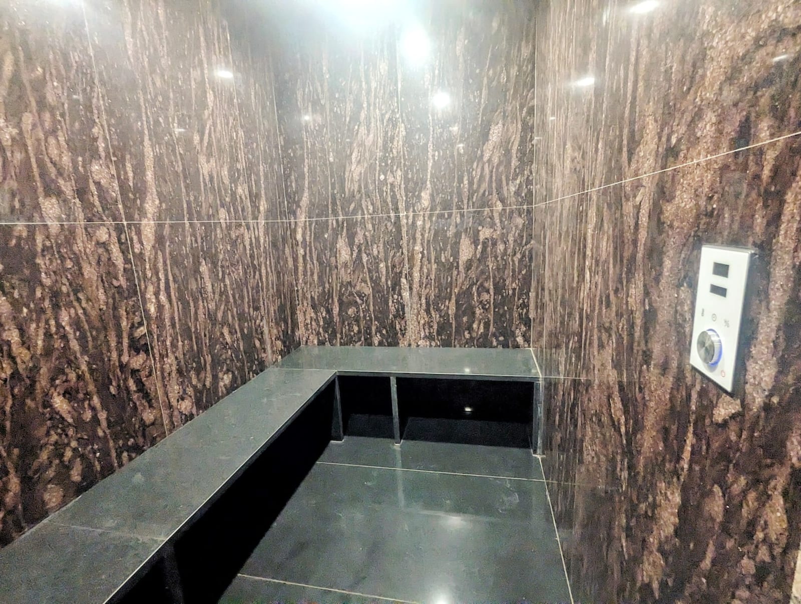 Gombe La Promenade II — une chambre, piscine et salle de sport — photo 49